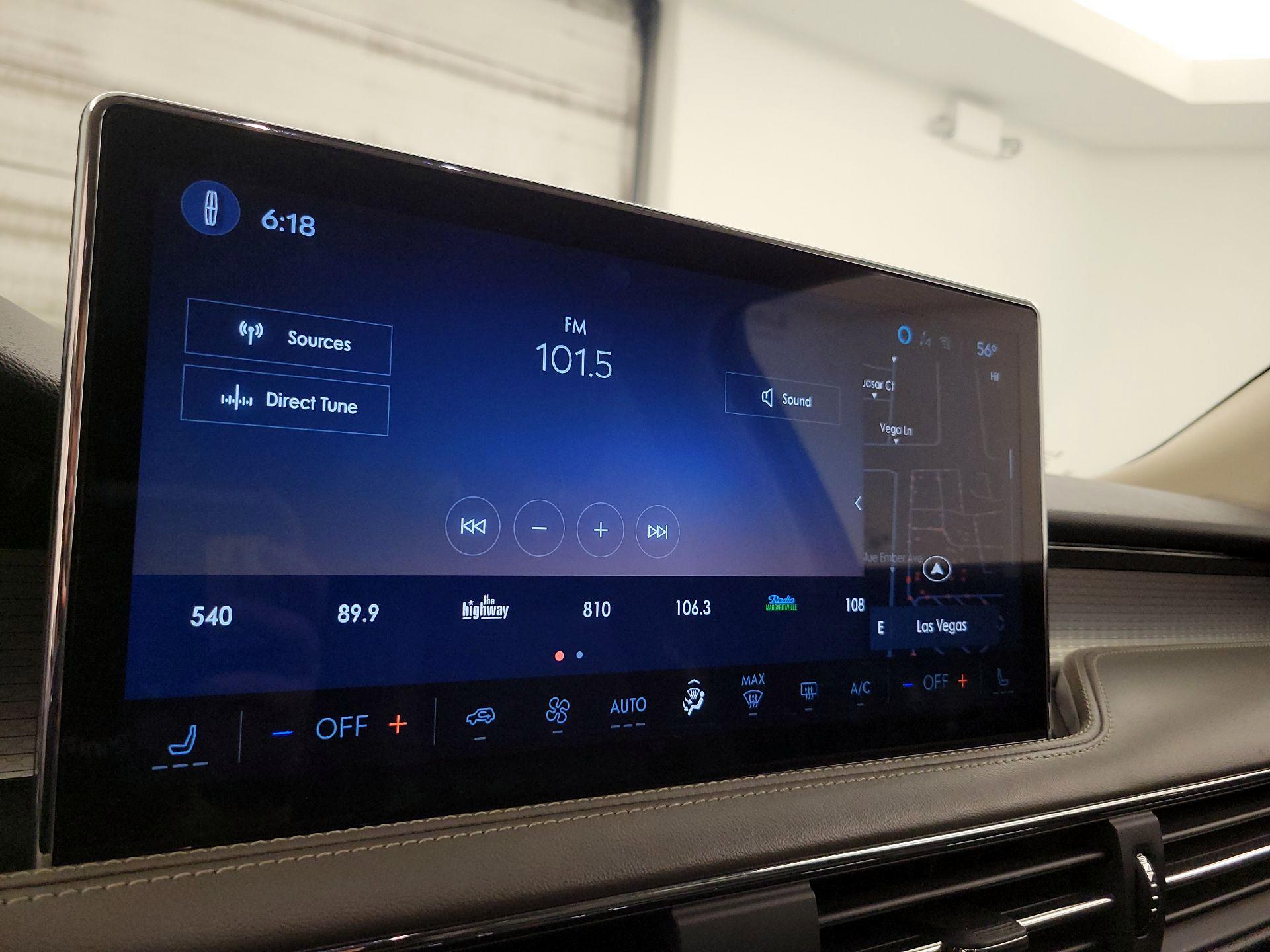 Thumbnail: 2024 Lincoln Corsair - 16