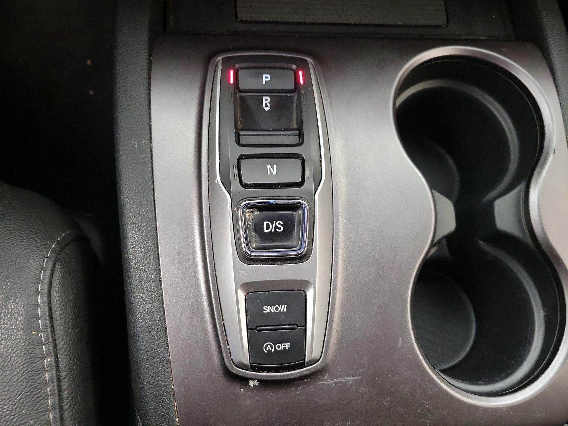 Thumbnail: 2022 Honda Pilot - 17