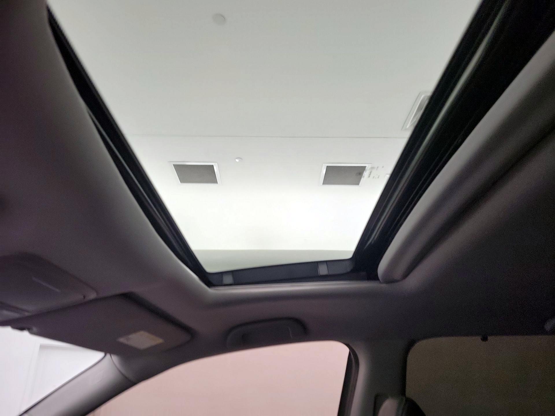 Thumbnail: 2022 Honda Pilot - 19