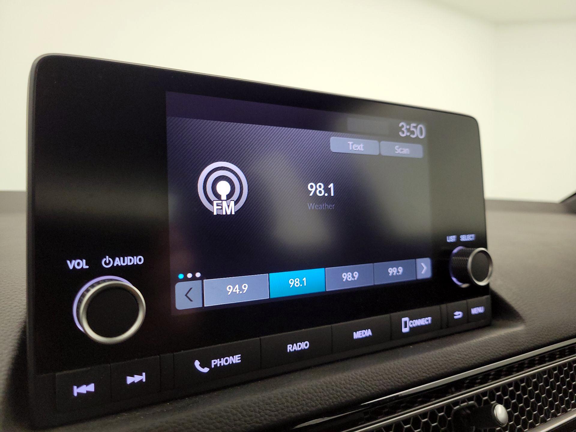 Thumbnail: 2024 Honda Civic - 15