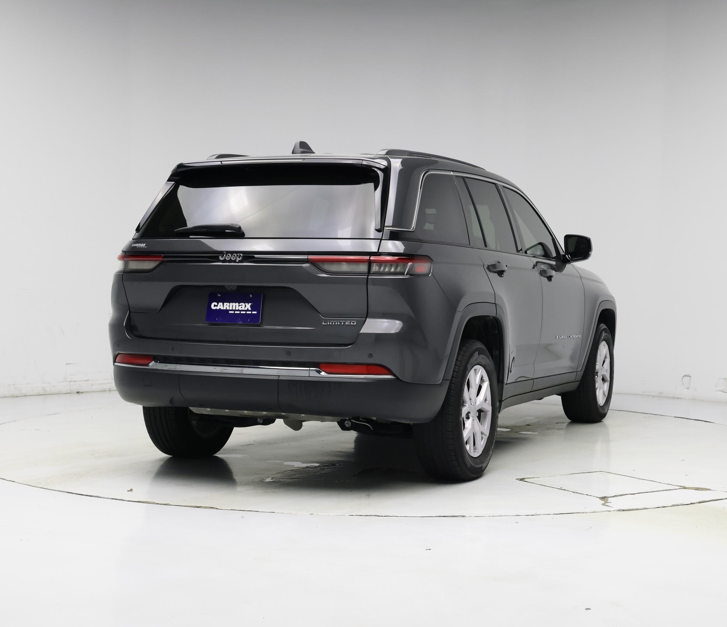 Thumbnail: 2022 Jeep Grand Cherokee - 8