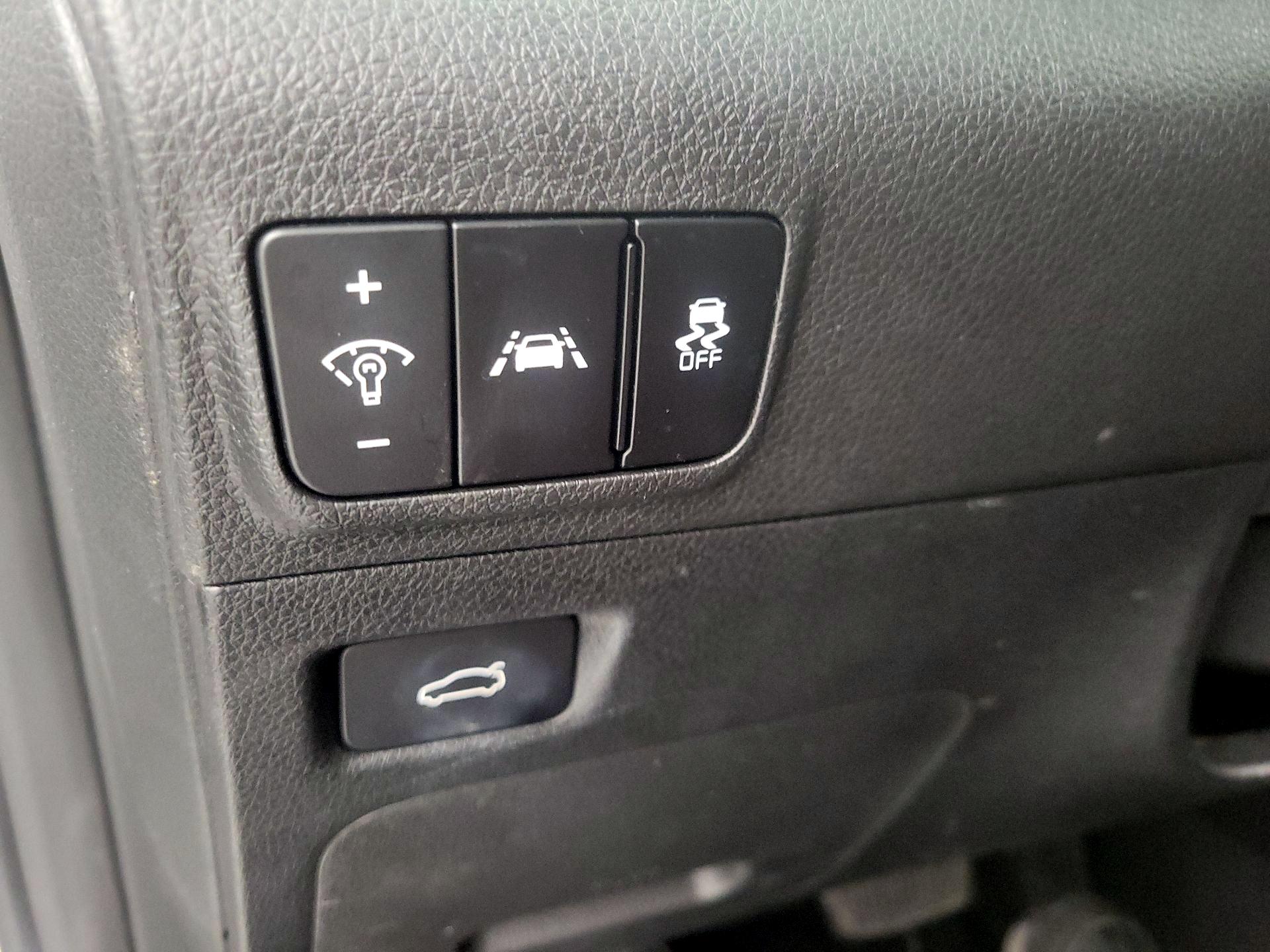 Thumbnail: 2023 Kia K5 - 13