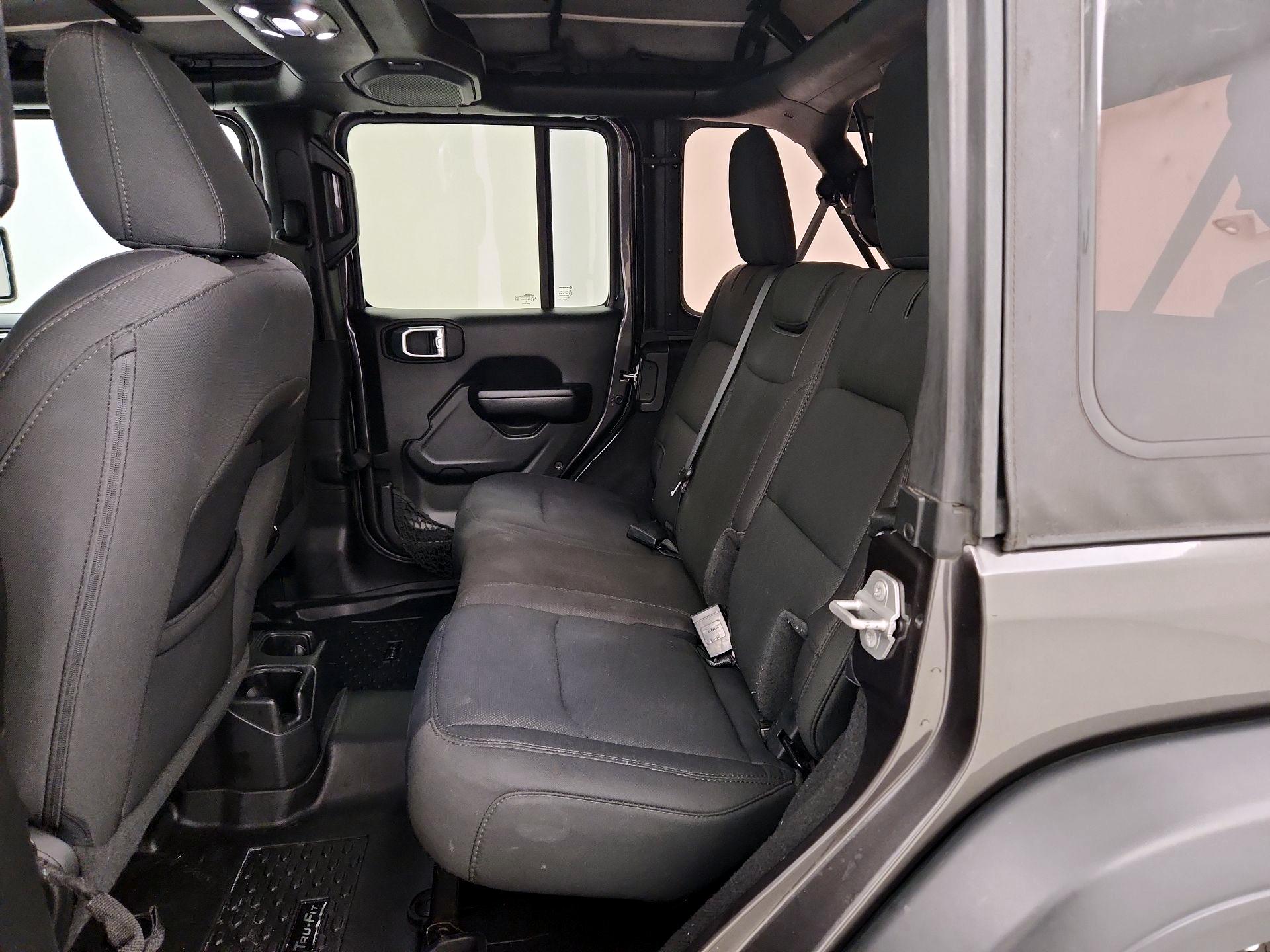 Thumbnail: 2021 Jeep Wrangler - 19