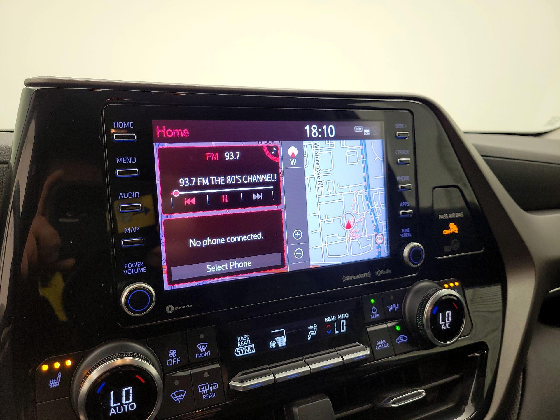 Thumbnail: 2022 Toyota Highlander - 14