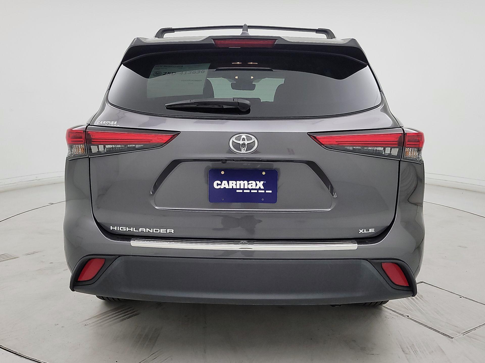 Thumbnail: 2022 Toyota Highlander - 6