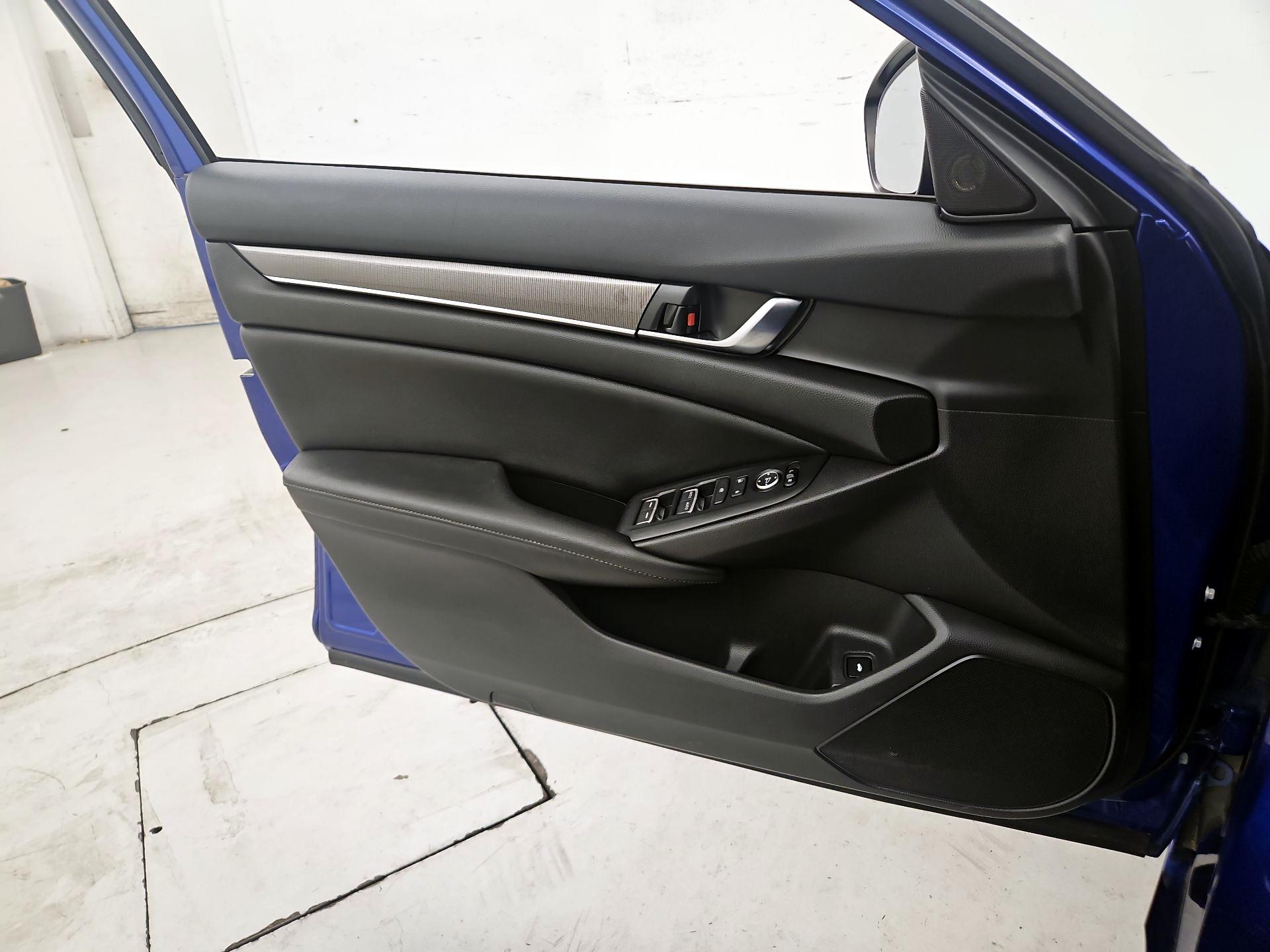 Thumbnail: 2021 Honda Accord - 12