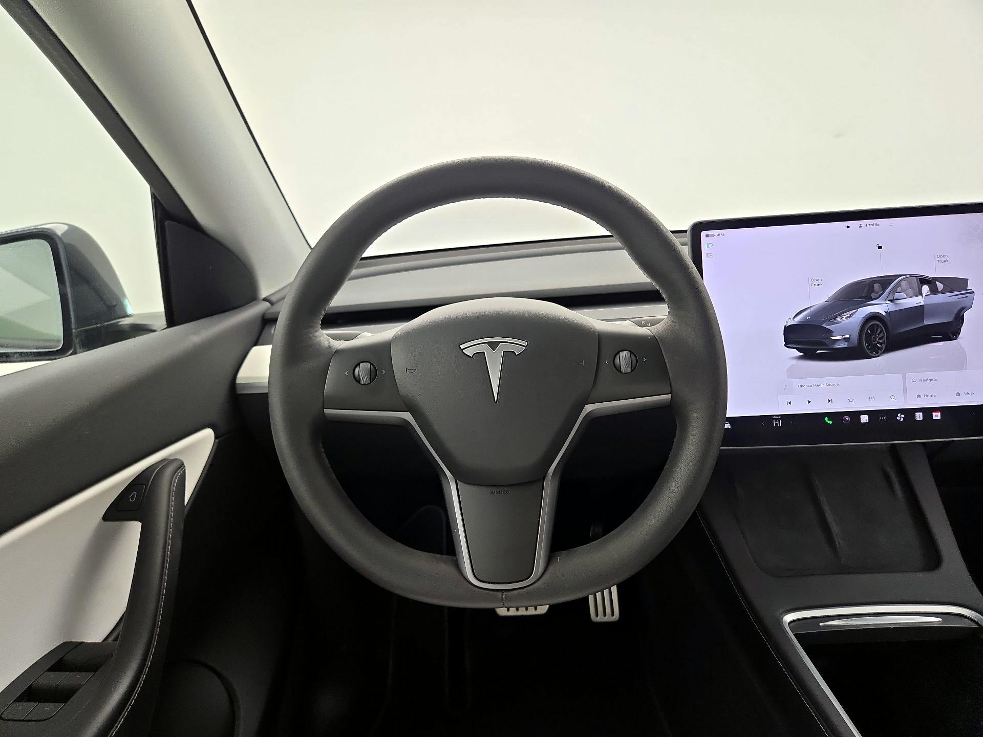 Thumbnail: 2022 Tesla Model Y - 10