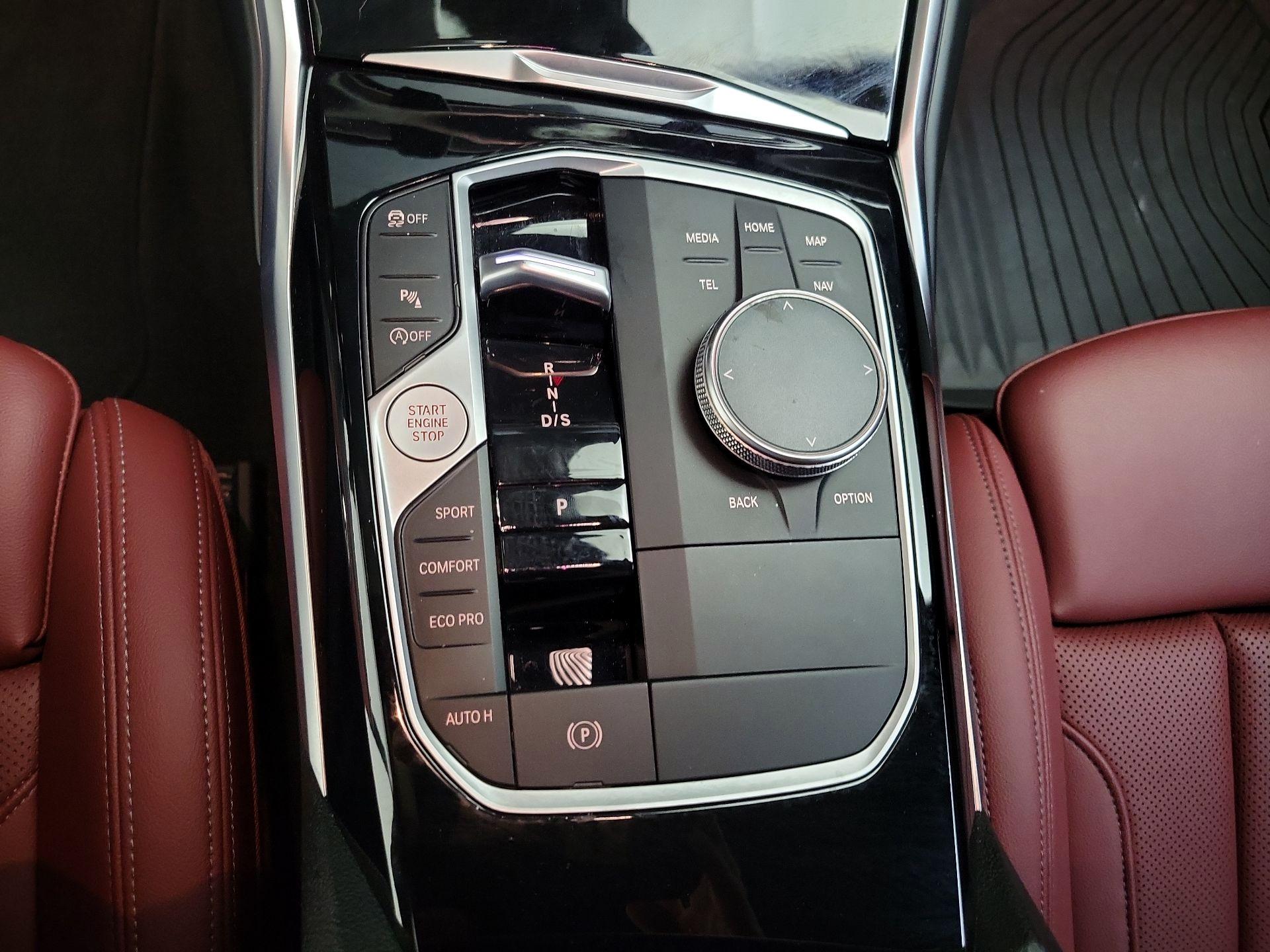 Thumbnail: 2023 BMW 3 Series - 18