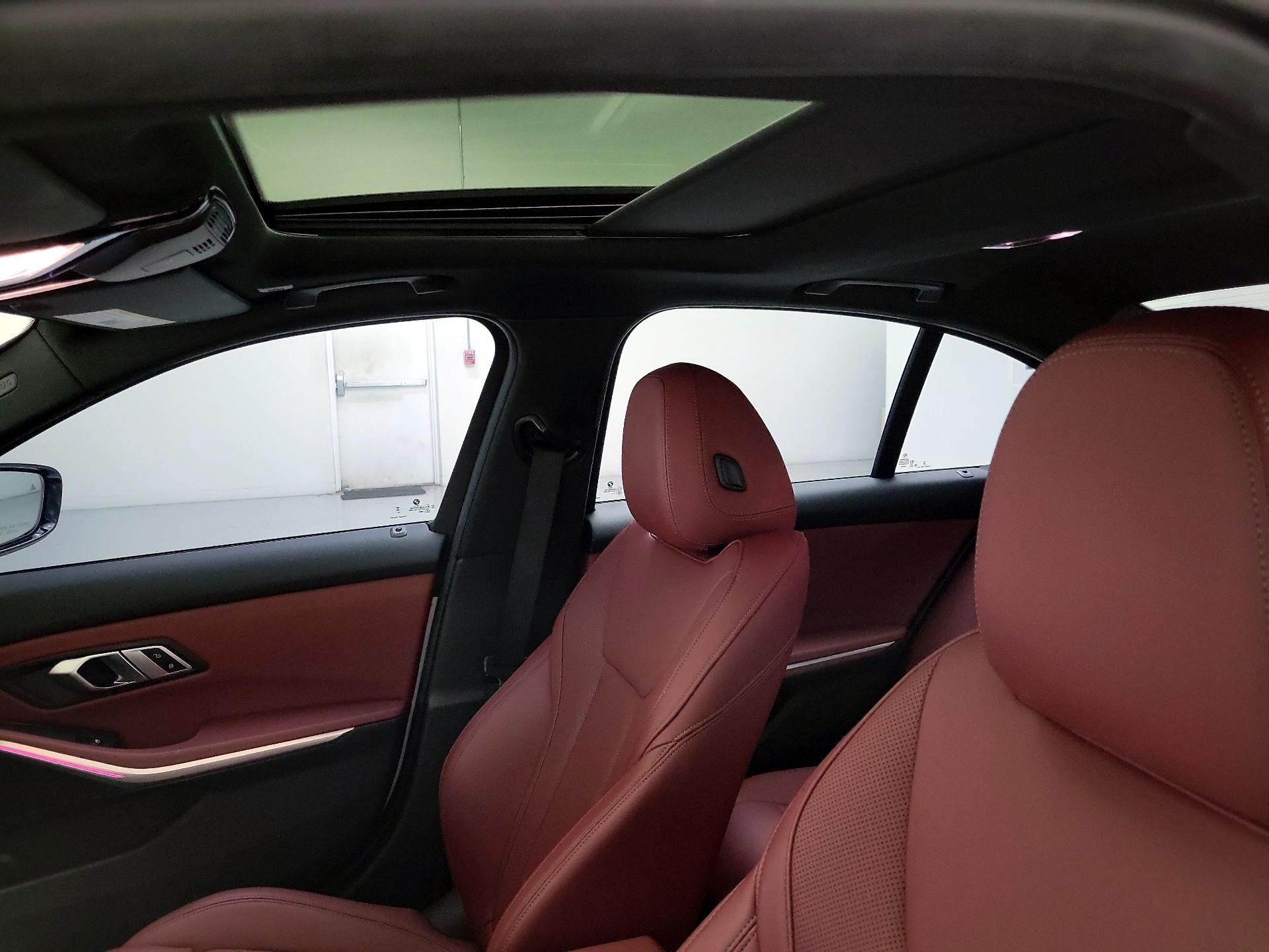 Thumbnail: 2023 BMW 3 Series - 20