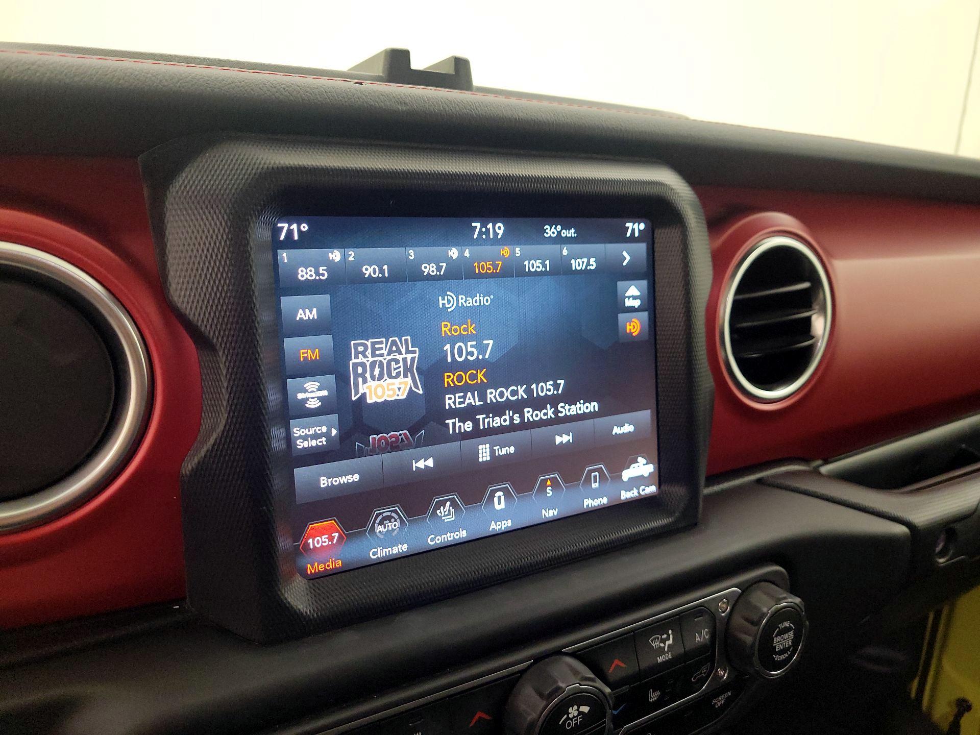 Thumbnail: 2023 Jeep Gladiator - 16