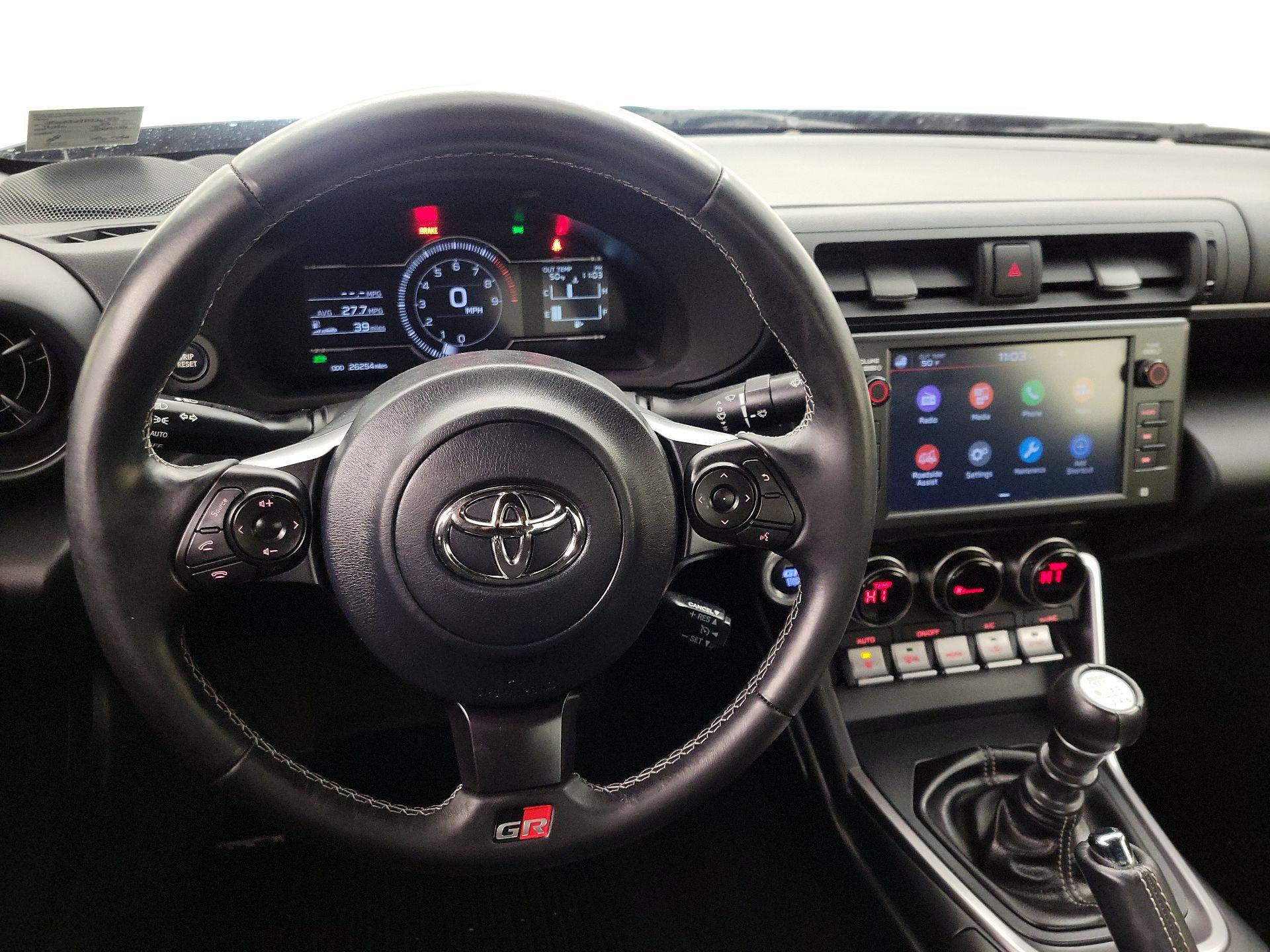 Thumbnail: 2023 Toyota GR86 - 10