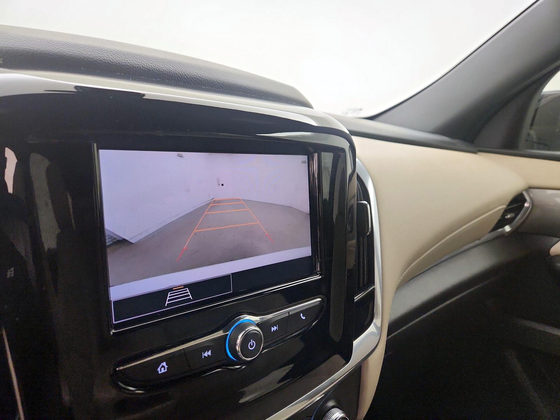 Thumbnail: 2023 Chevrolet Traverse - 14