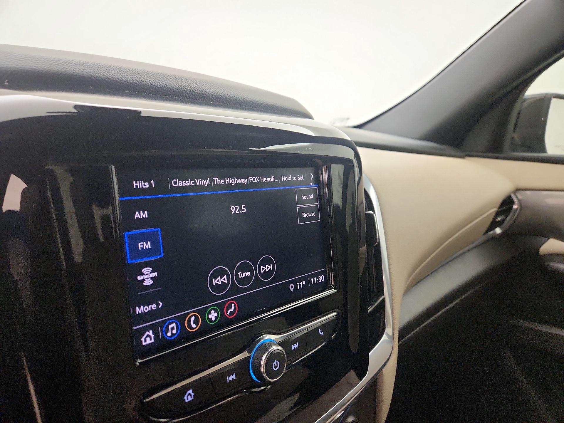 Thumbnail: 2023 Chevrolet Traverse - 15