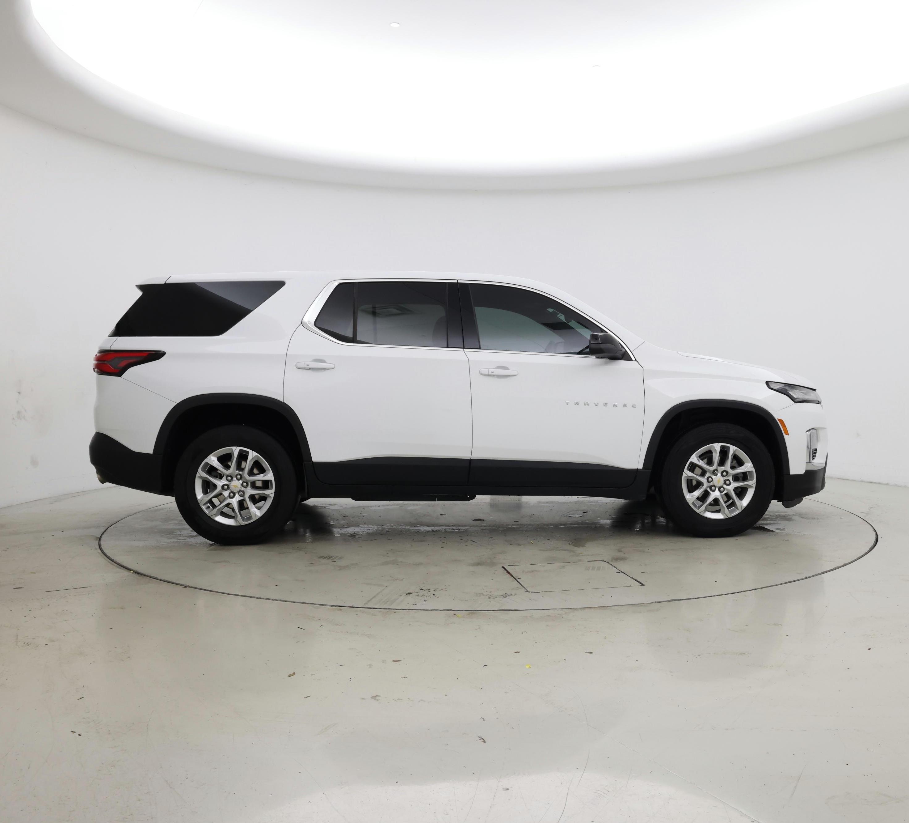 Thumbnail: 2023 Chevrolet Traverse - 7