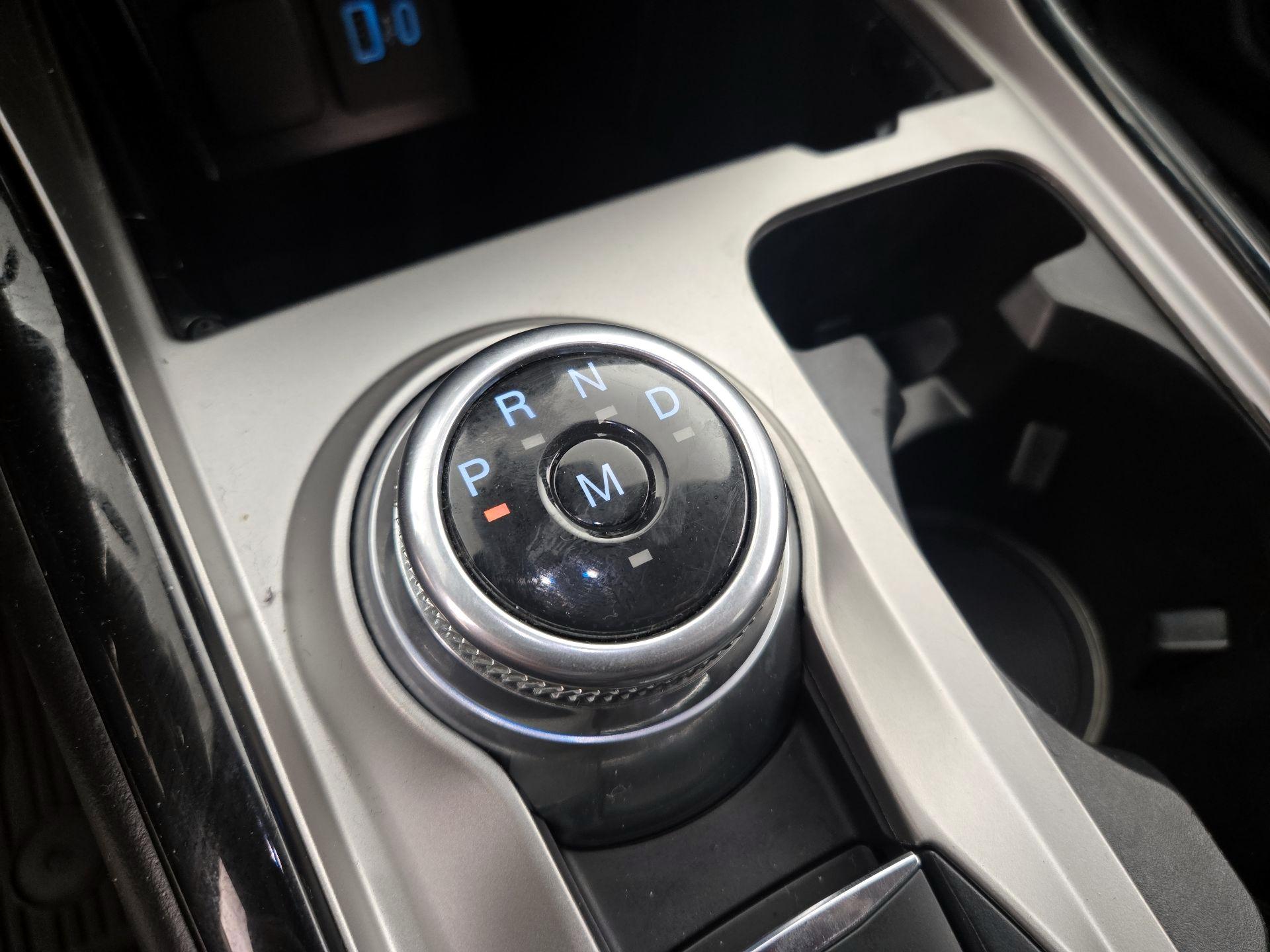 Thumbnail: 2021 Ford Explorer - 18