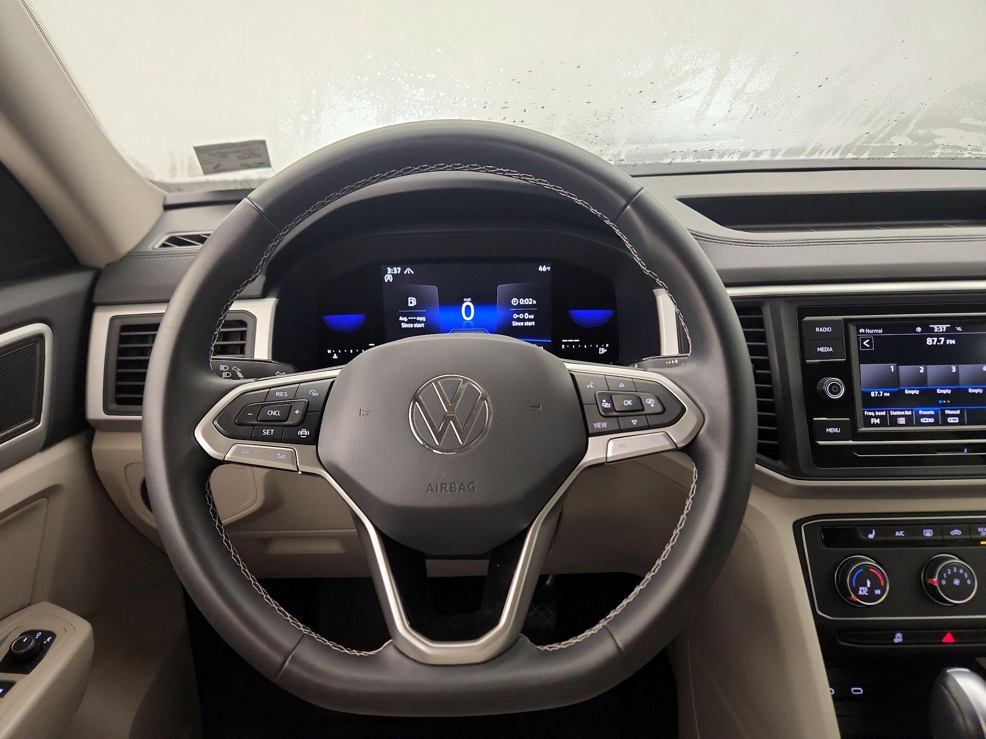 Thumbnail: 2022 Volkswagen Atlas - 10