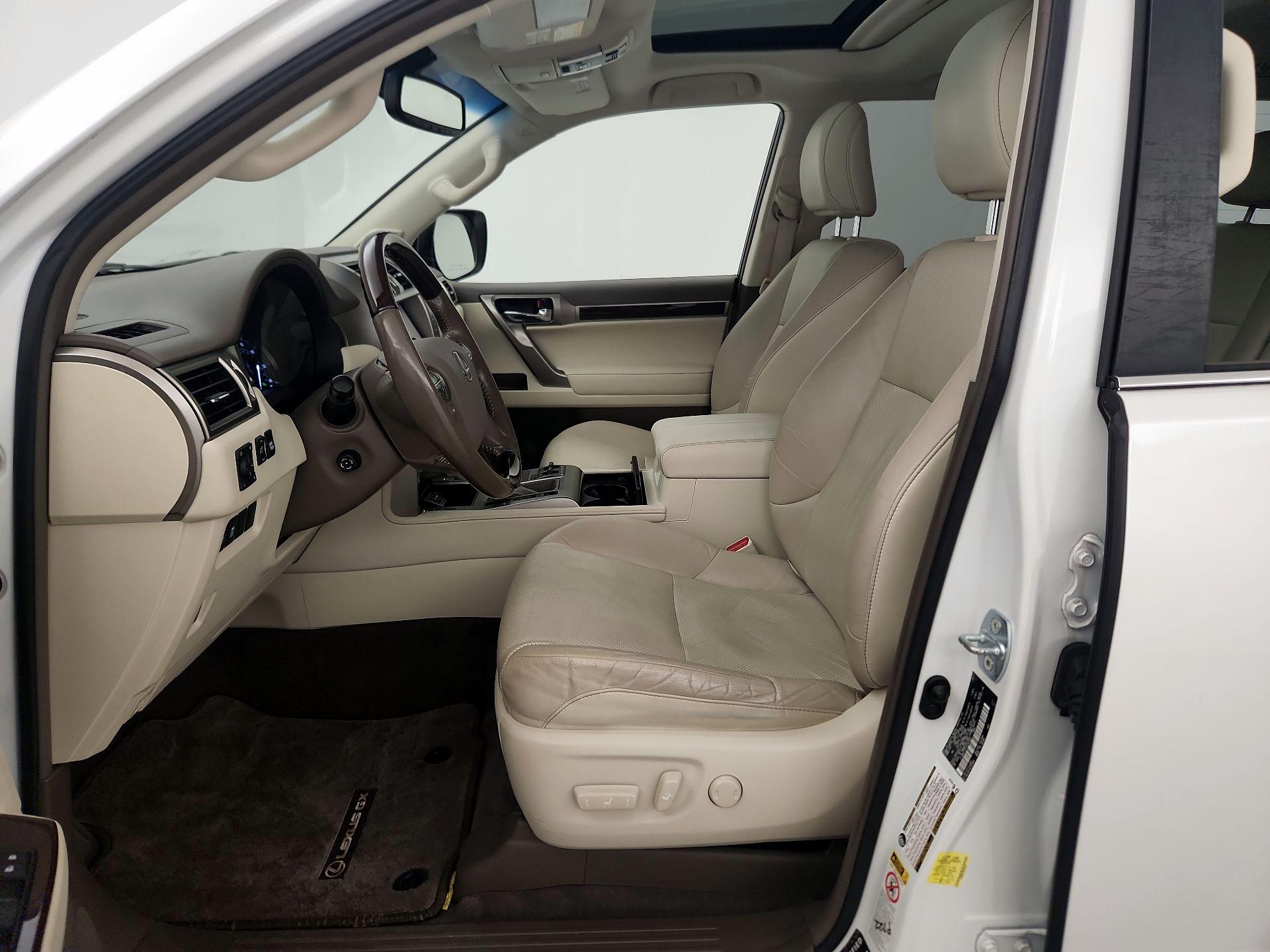 Thumbnail: 2018 Lexus GX - 11