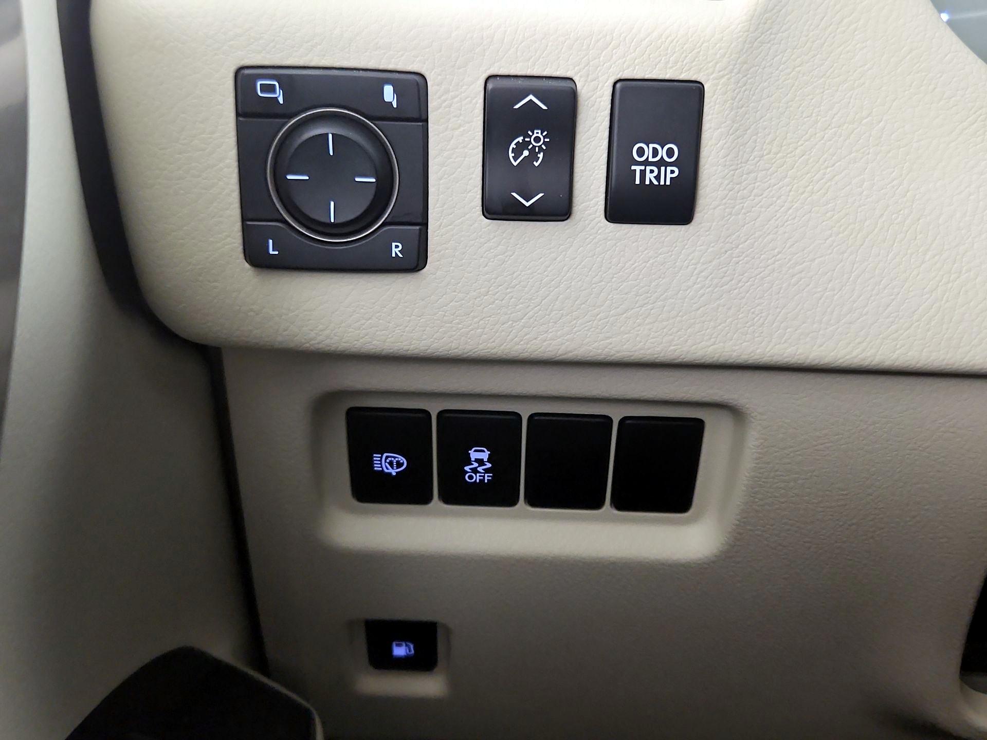 Thumbnail: 2018 Lexus GX - 13