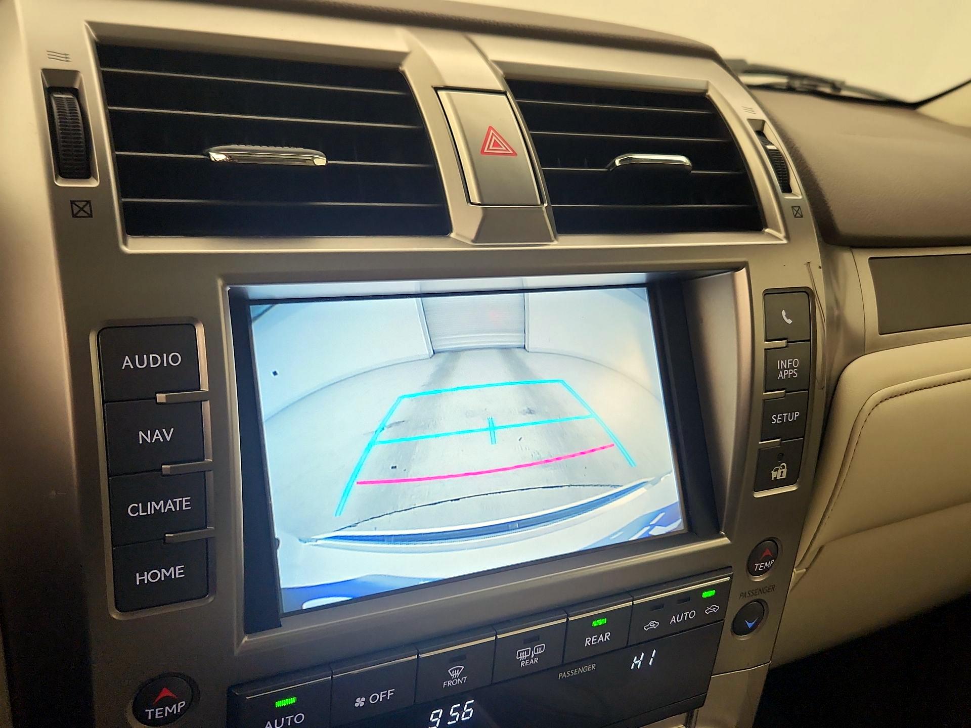 Thumbnail: 2018 Lexus GX - 15