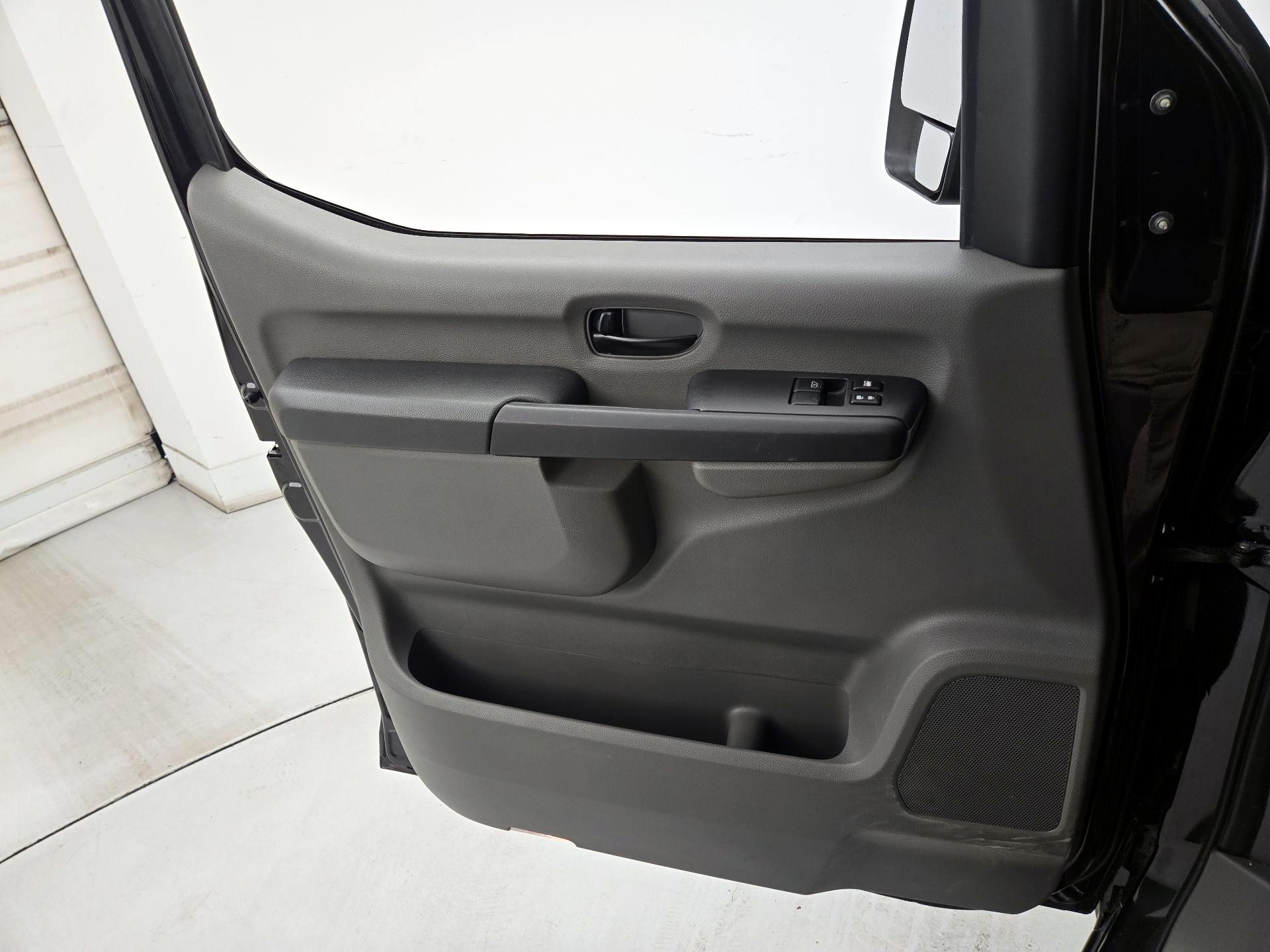 Thumbnail: 2018 Nissan NV - 12