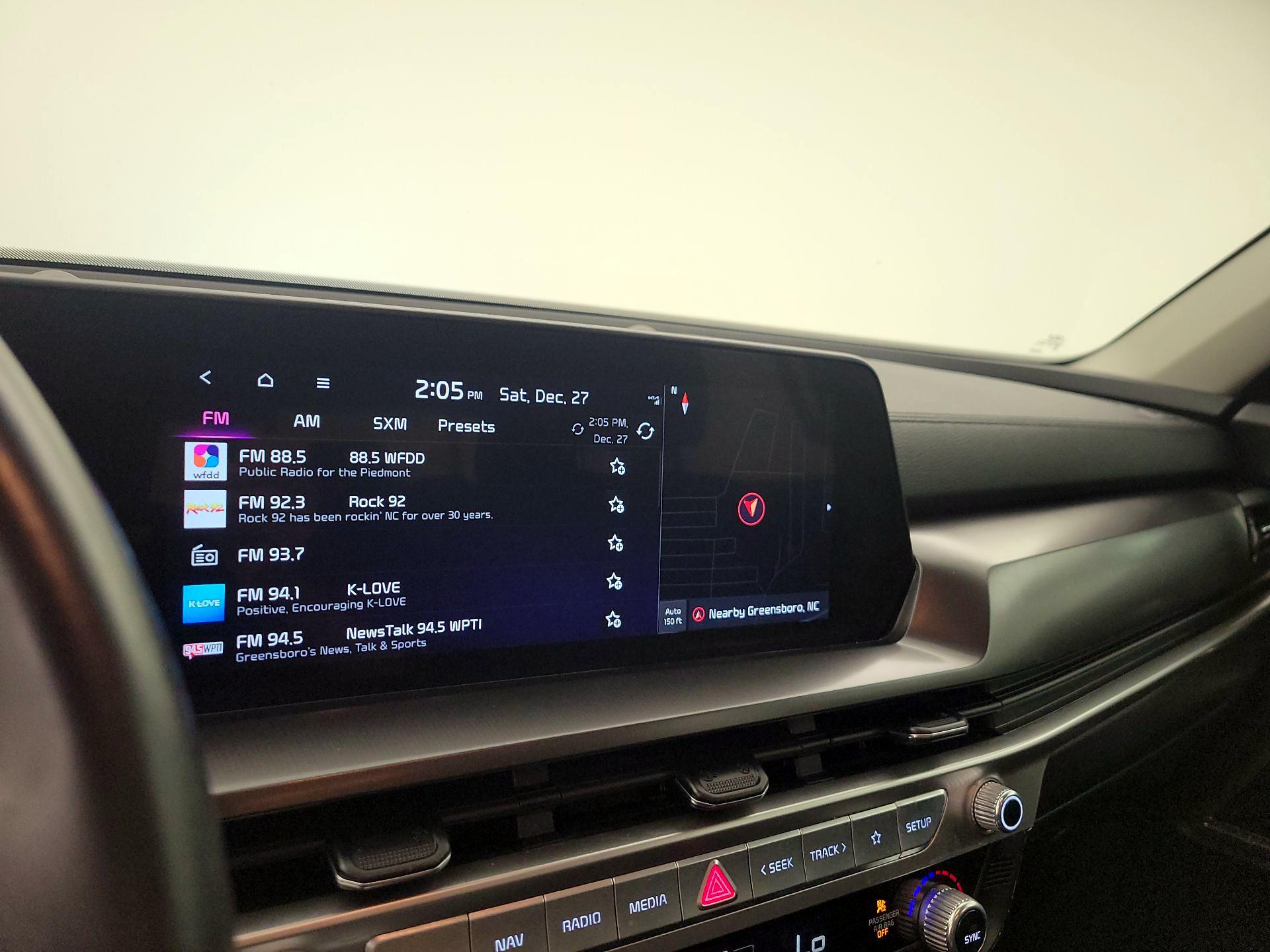 Thumbnail: 2023 Kia Telluride - 16