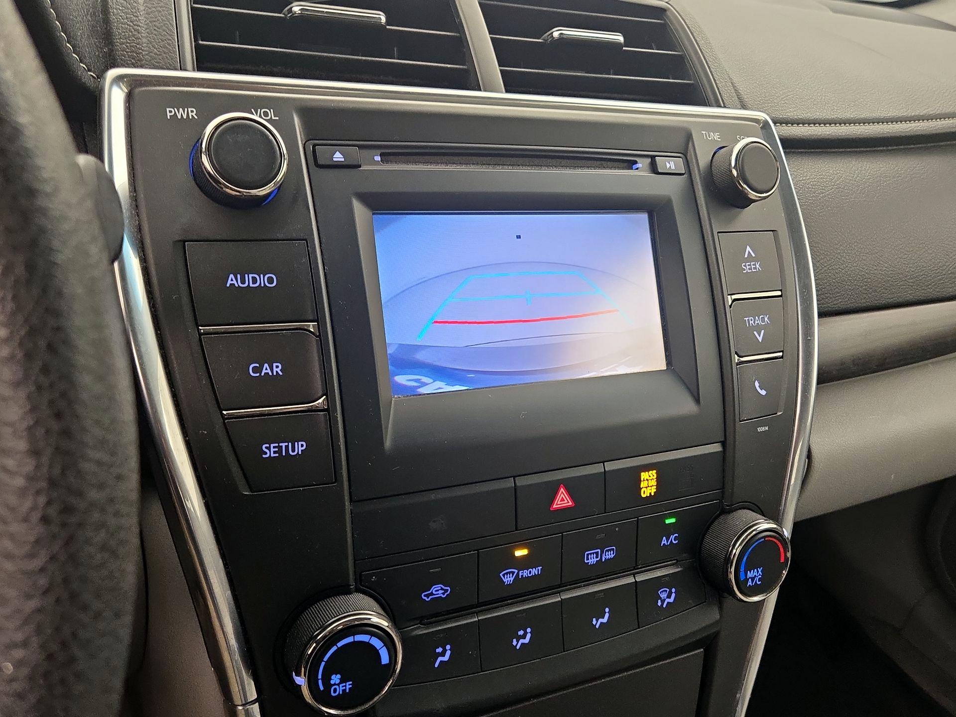 Thumbnail: 2017 Toyota Camry - 14