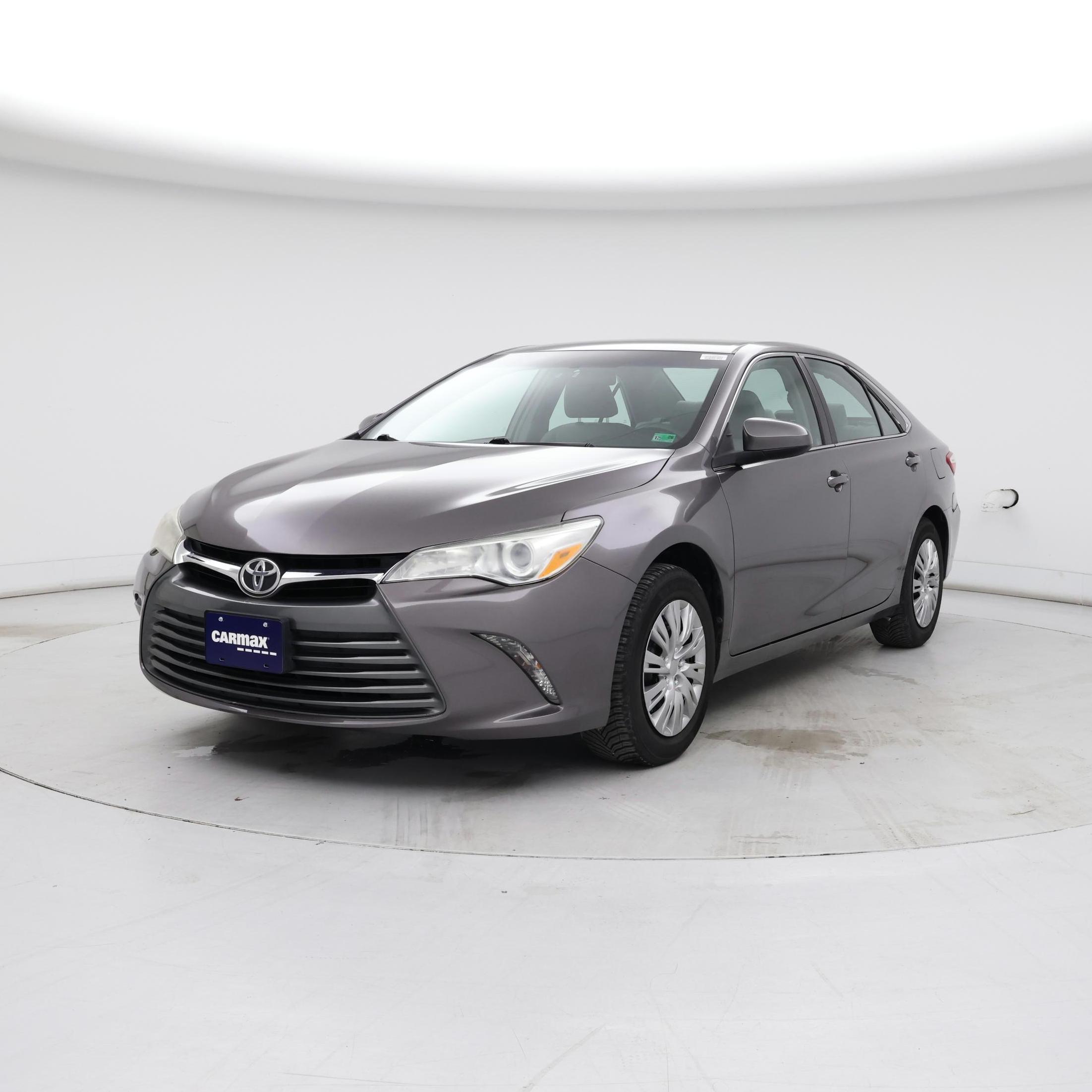 Thumbnail: 2017 Toyota Camry - 4