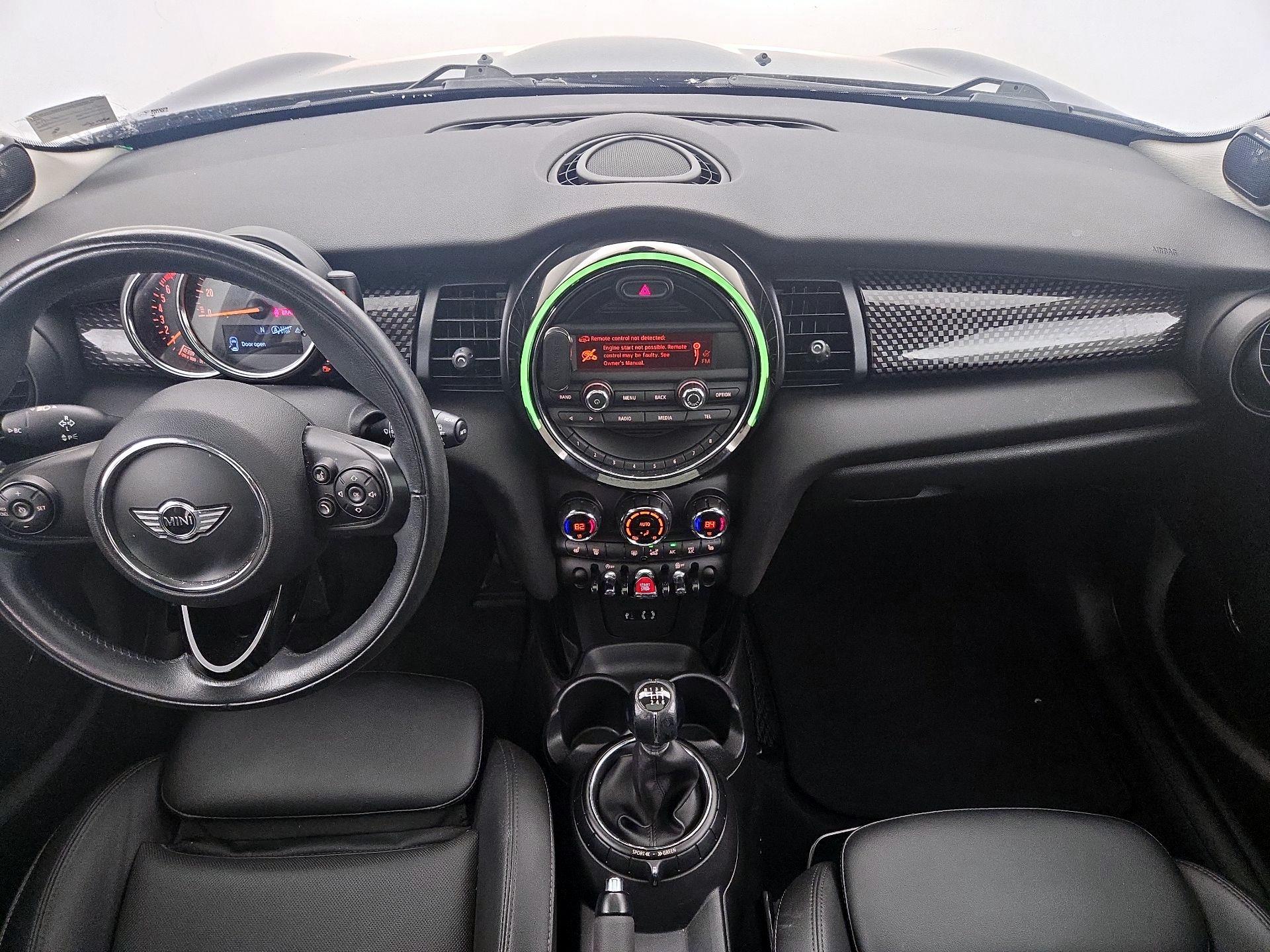 Thumbnail: 2016 MINI Cooper Hardtop - 9