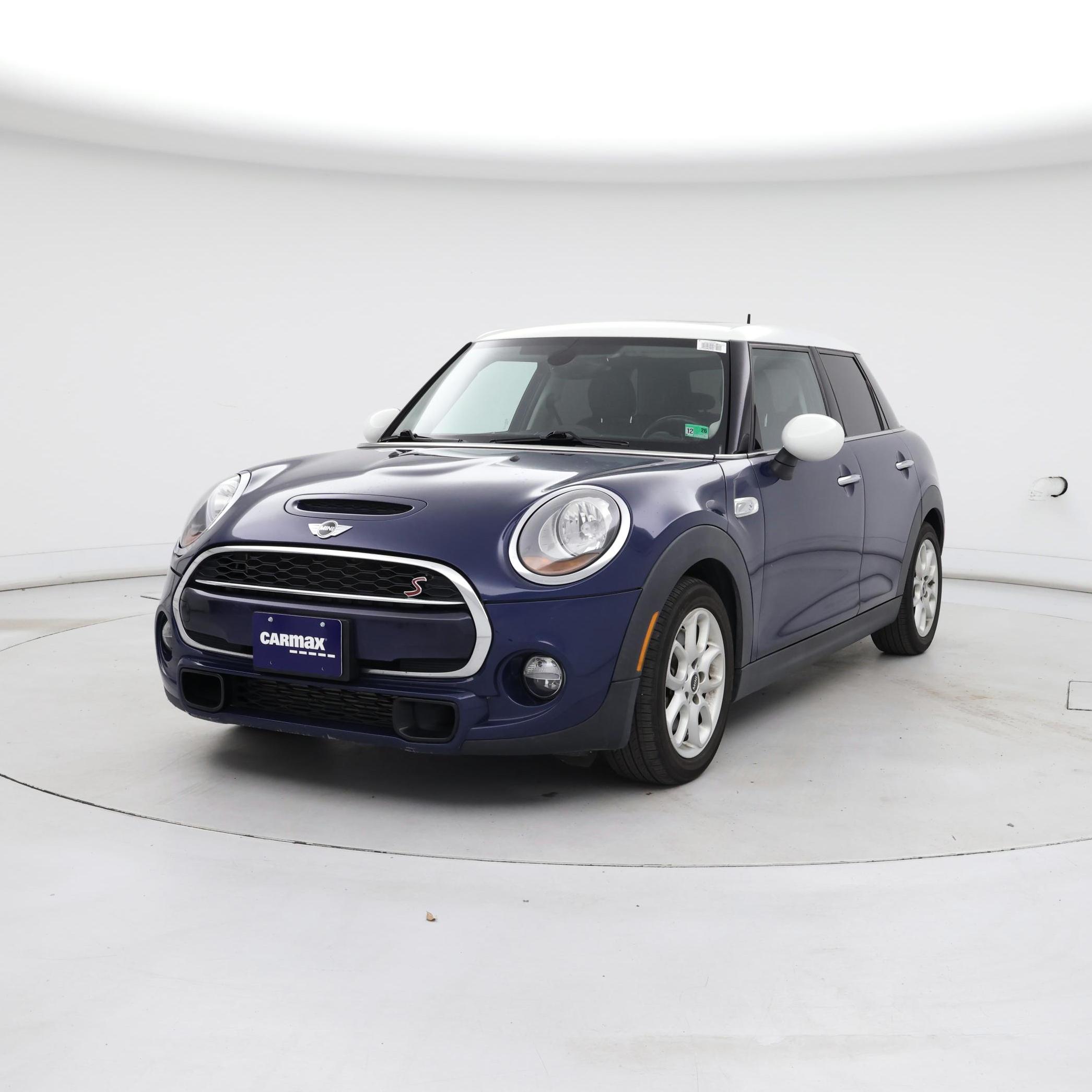 Thumbnail: 2016 MINI Cooper Hardtop - 4