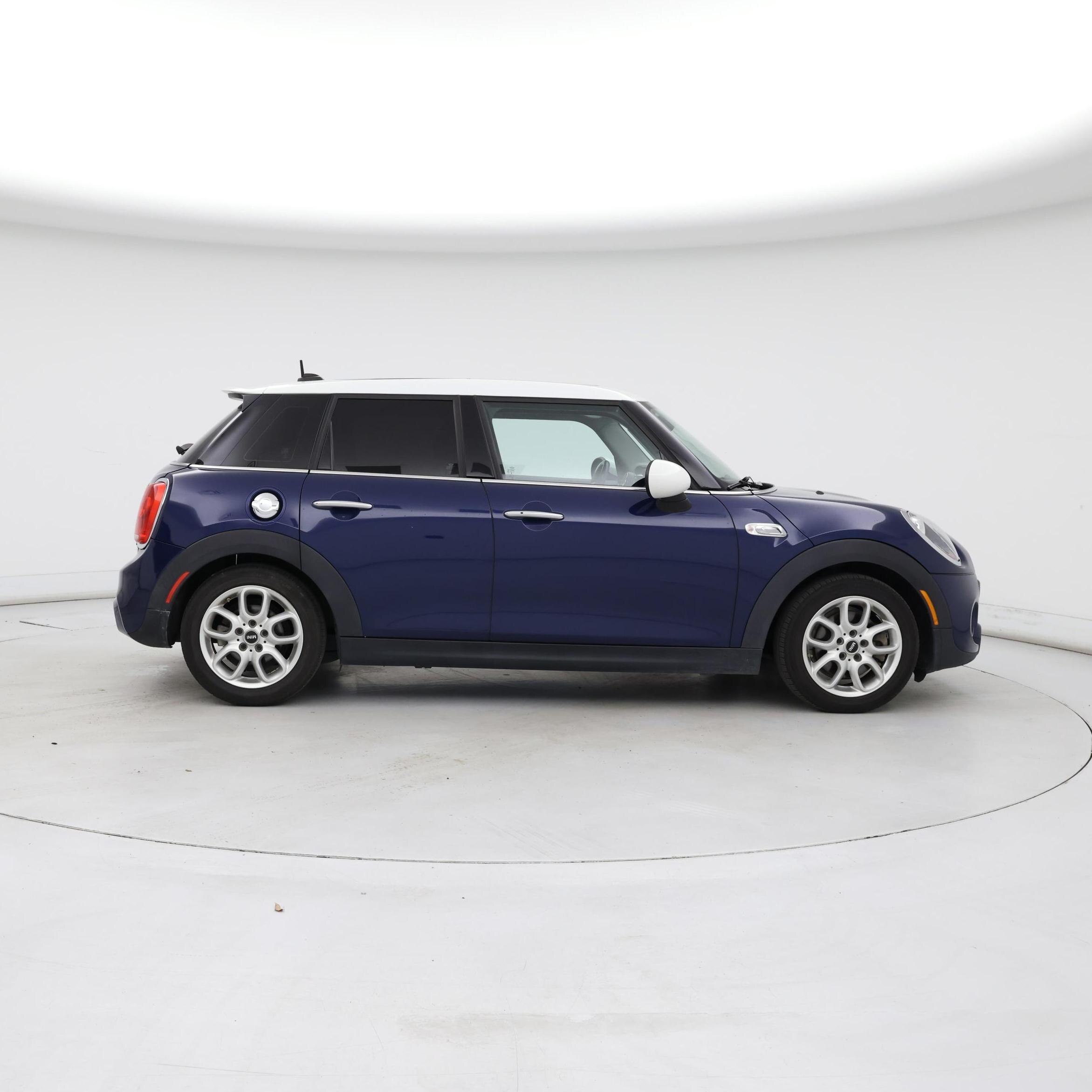 Thumbnail: 2016 MINI Cooper Hardtop - 7