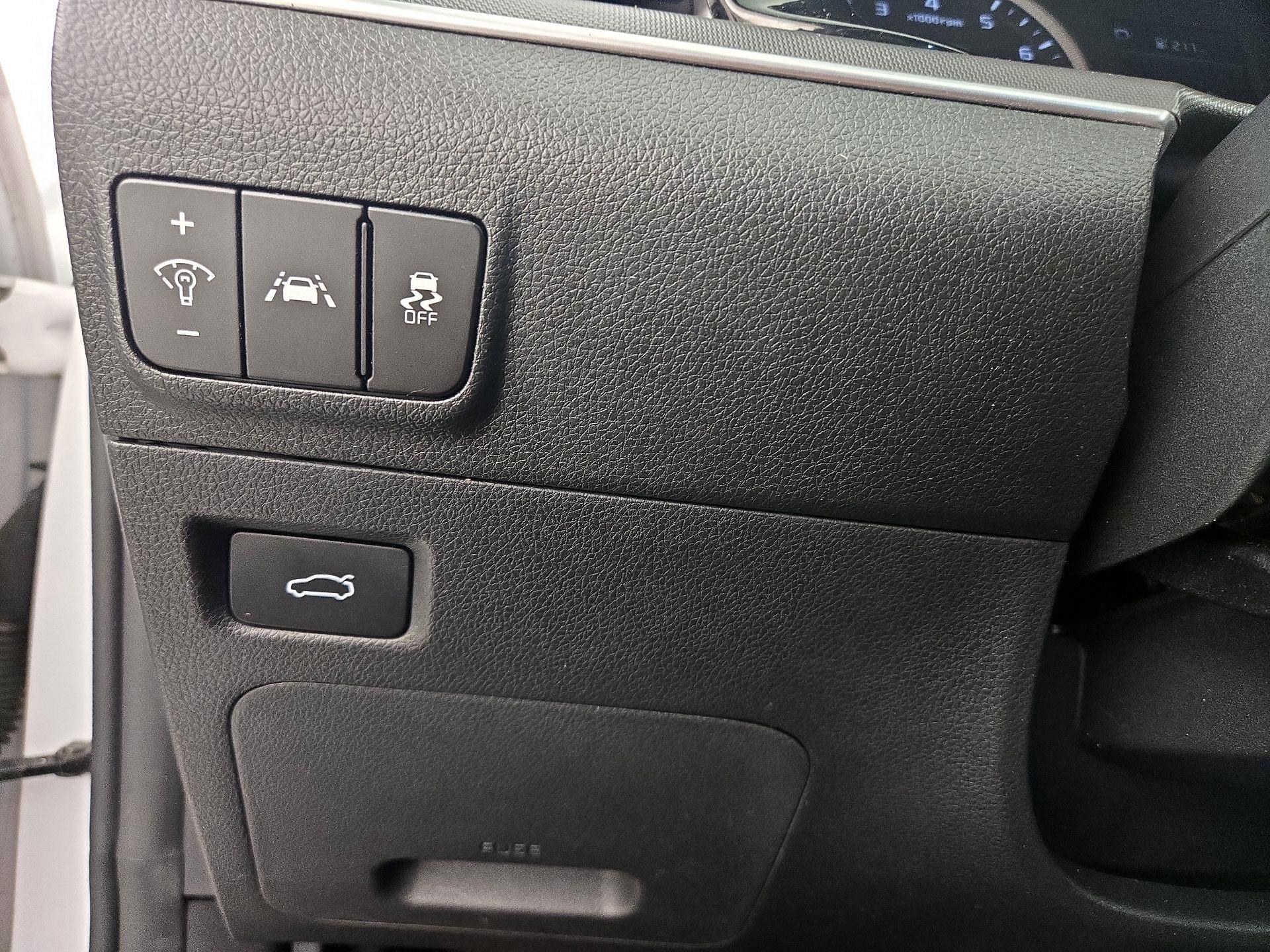 Thumbnail: 2021 Kia K5 - 13