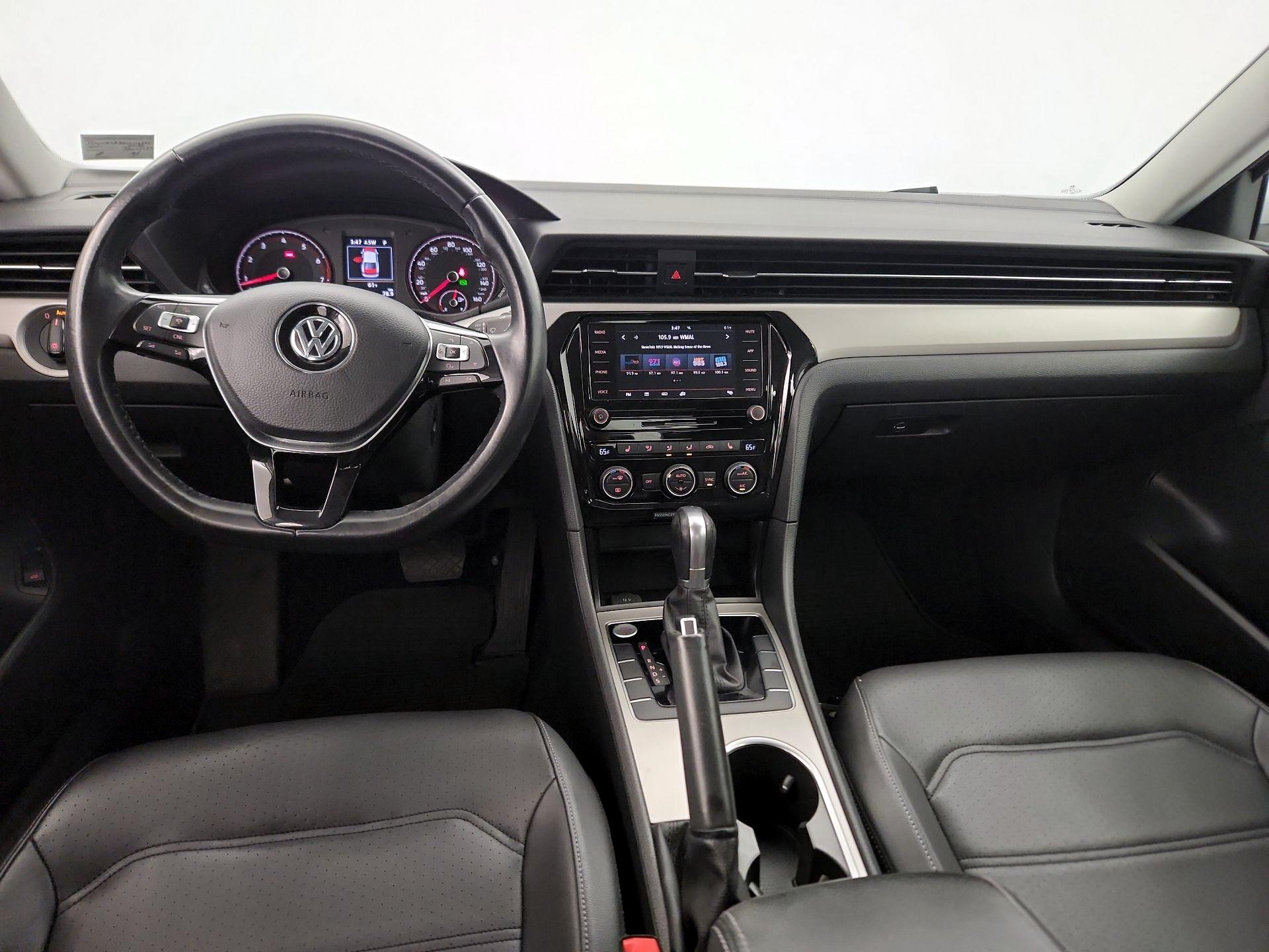 Thumbnail: 2020 Volkswagen Passat - 9