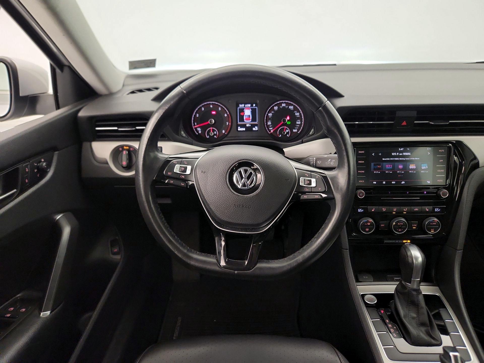 Thumbnail: 2020 Volkswagen Passat - 10