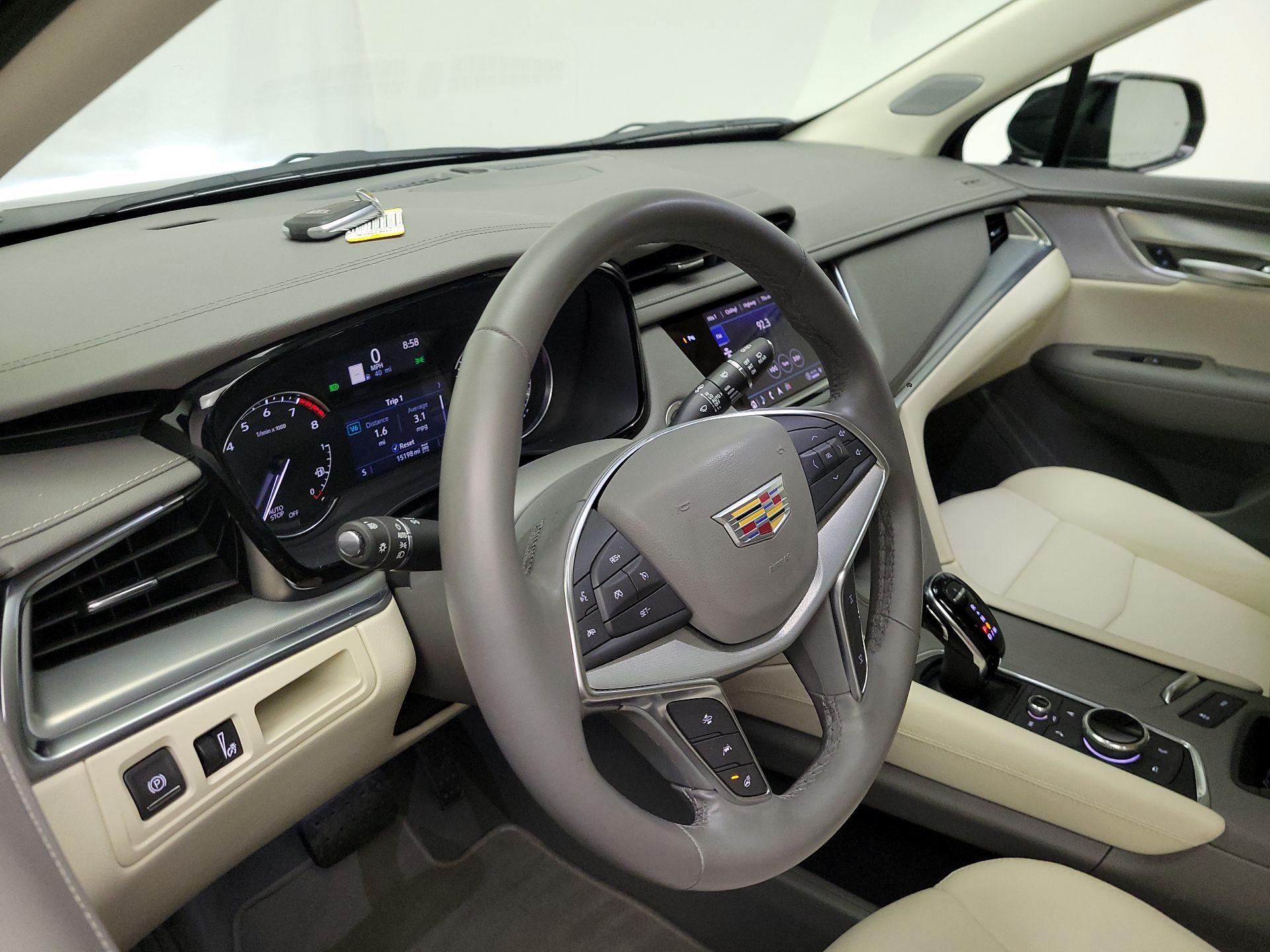Thumbnail: 2025 Cadillac XT5 - 9