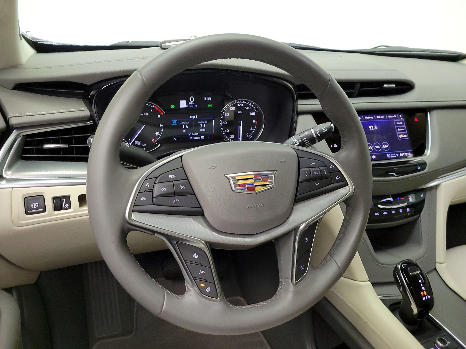 Thumbnail: 2025 Cadillac XT5 - 10
