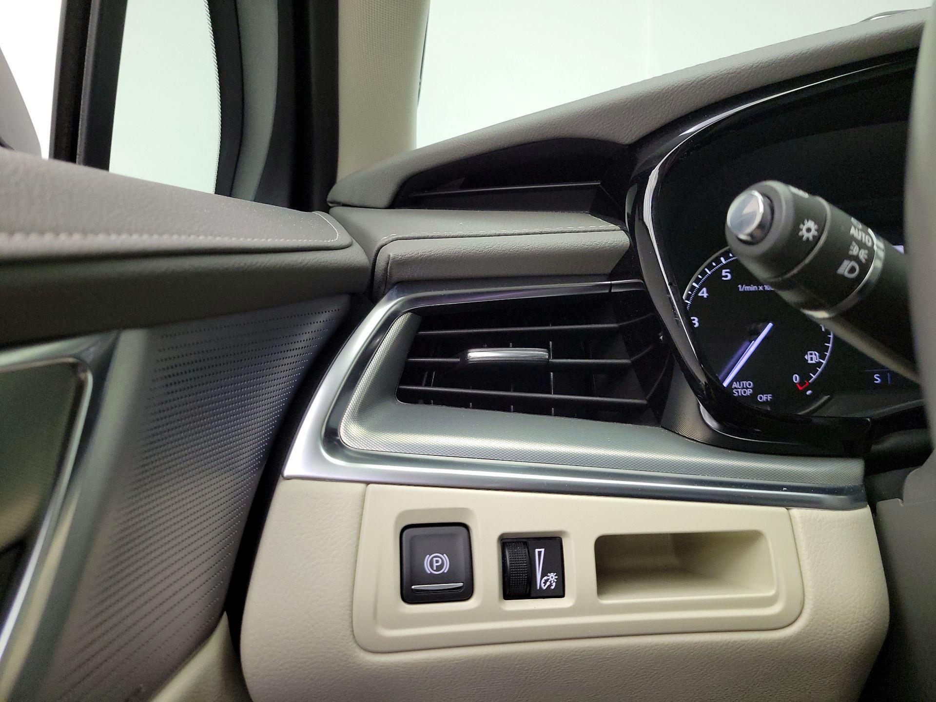 Thumbnail: 2025 Cadillac XT5 - 13