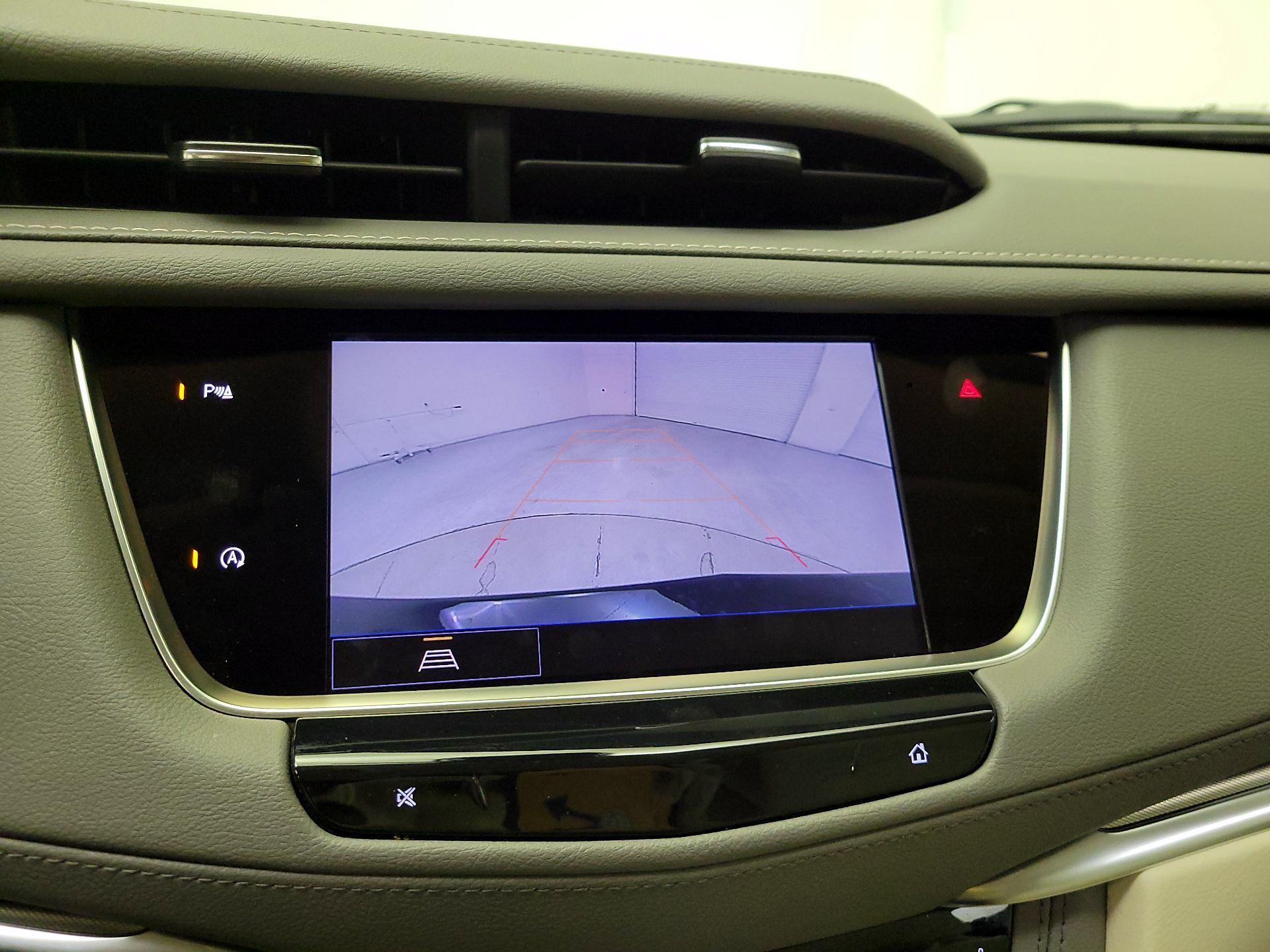 Thumbnail: 2025 Cadillac XT5 - 14