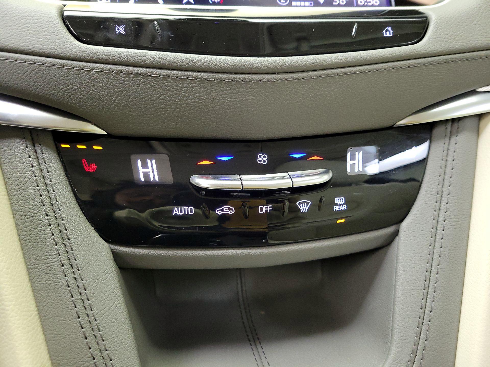 Thumbnail: 2025 Cadillac XT5 - 16