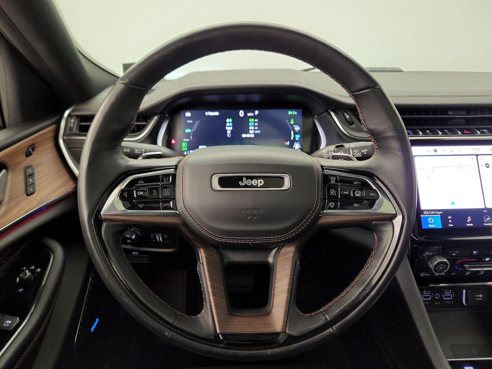 2022 Jeep Grand Cherokee Summit Reserve 4xe - Photo 11