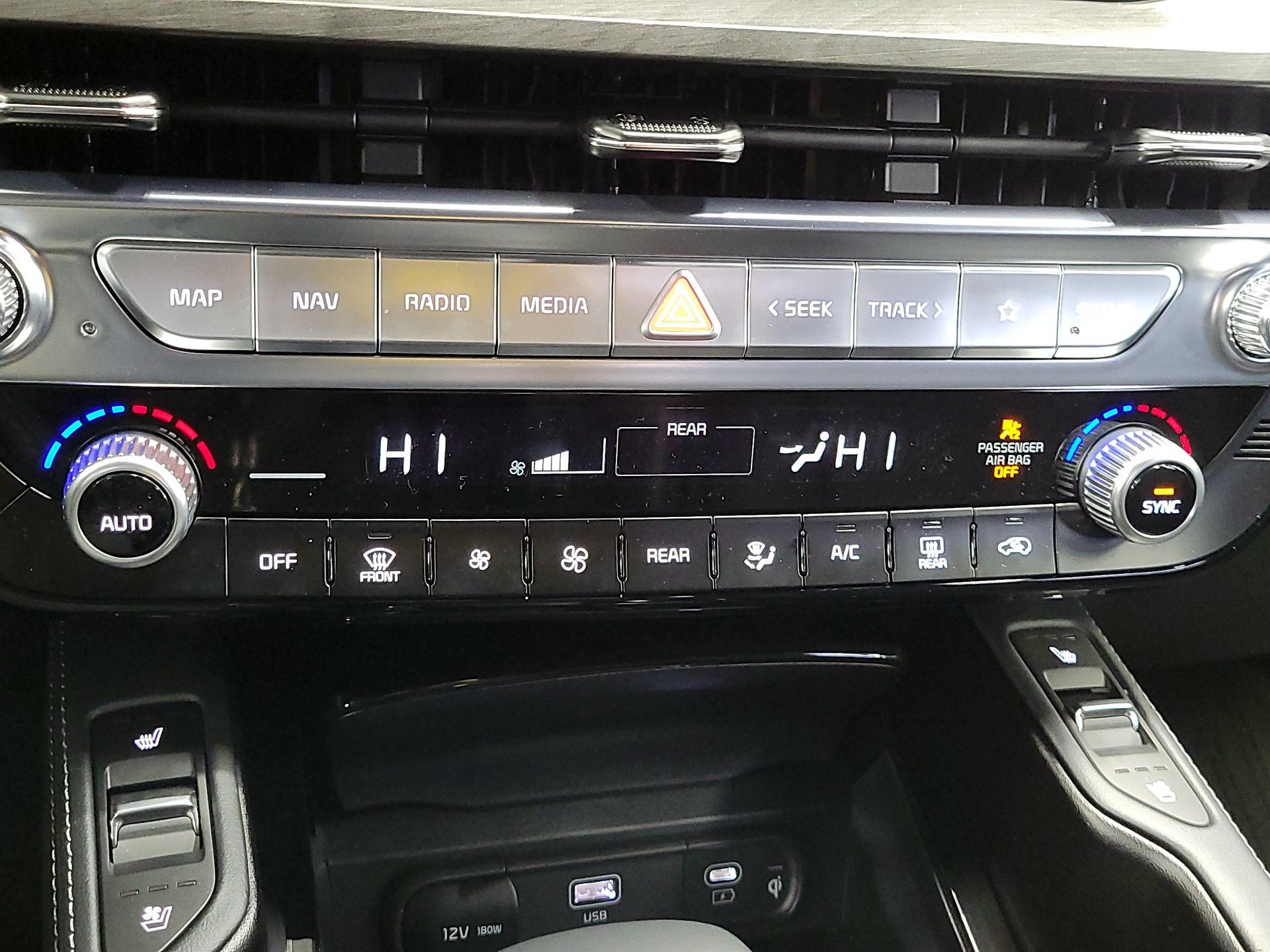 Thumbnail: 2025 Kia Telluride - 17