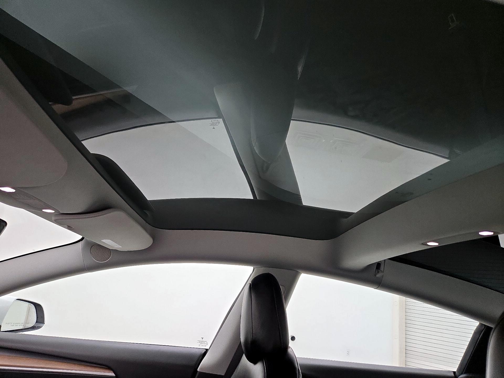 Thumbnail: 2021 Tesla Model 3 - 18