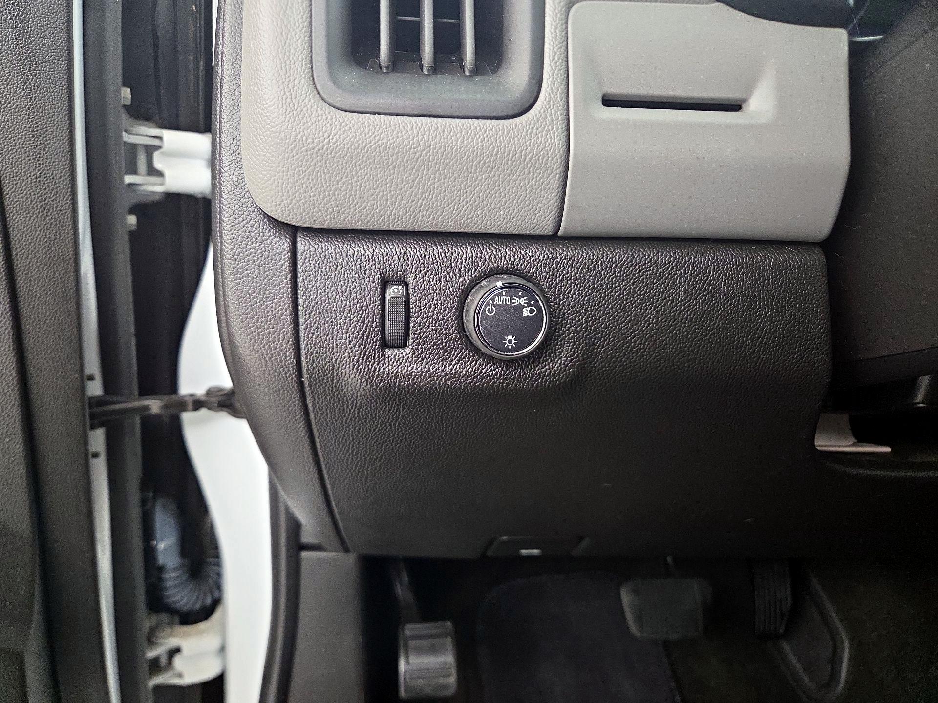 Thumbnail: 2017 Chevrolet Colorado - 13