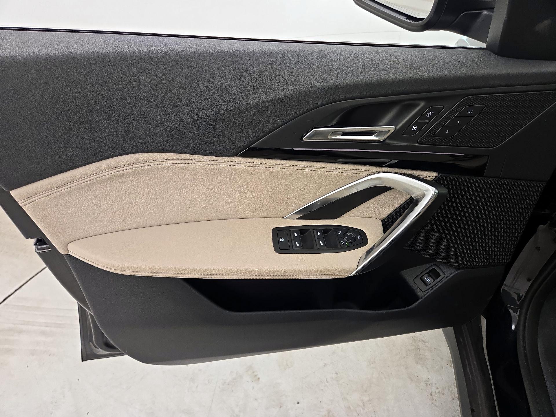 Thumbnail: 2023 BMW X1 - 12