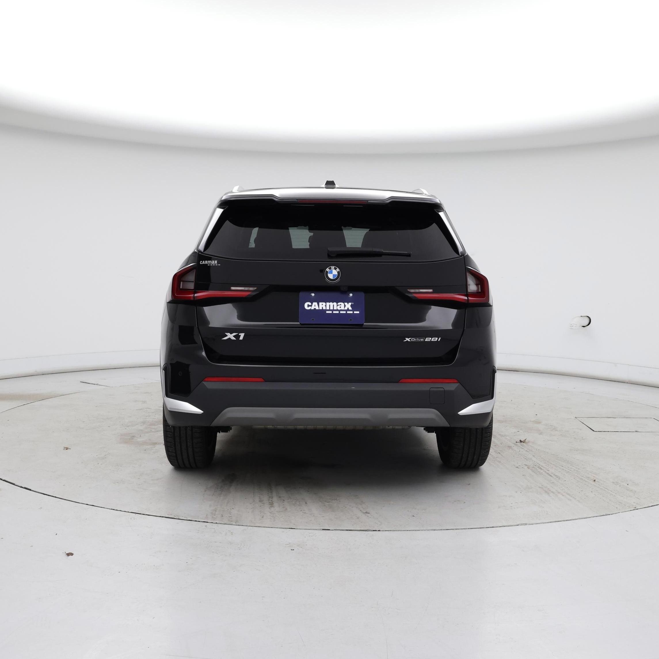 Thumbnail: 2023 BMW X1 - 6