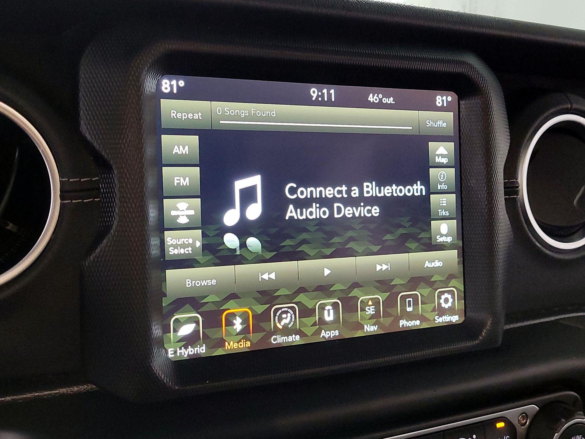 Thumbnail: 2022 Jeep Wrangler - 14