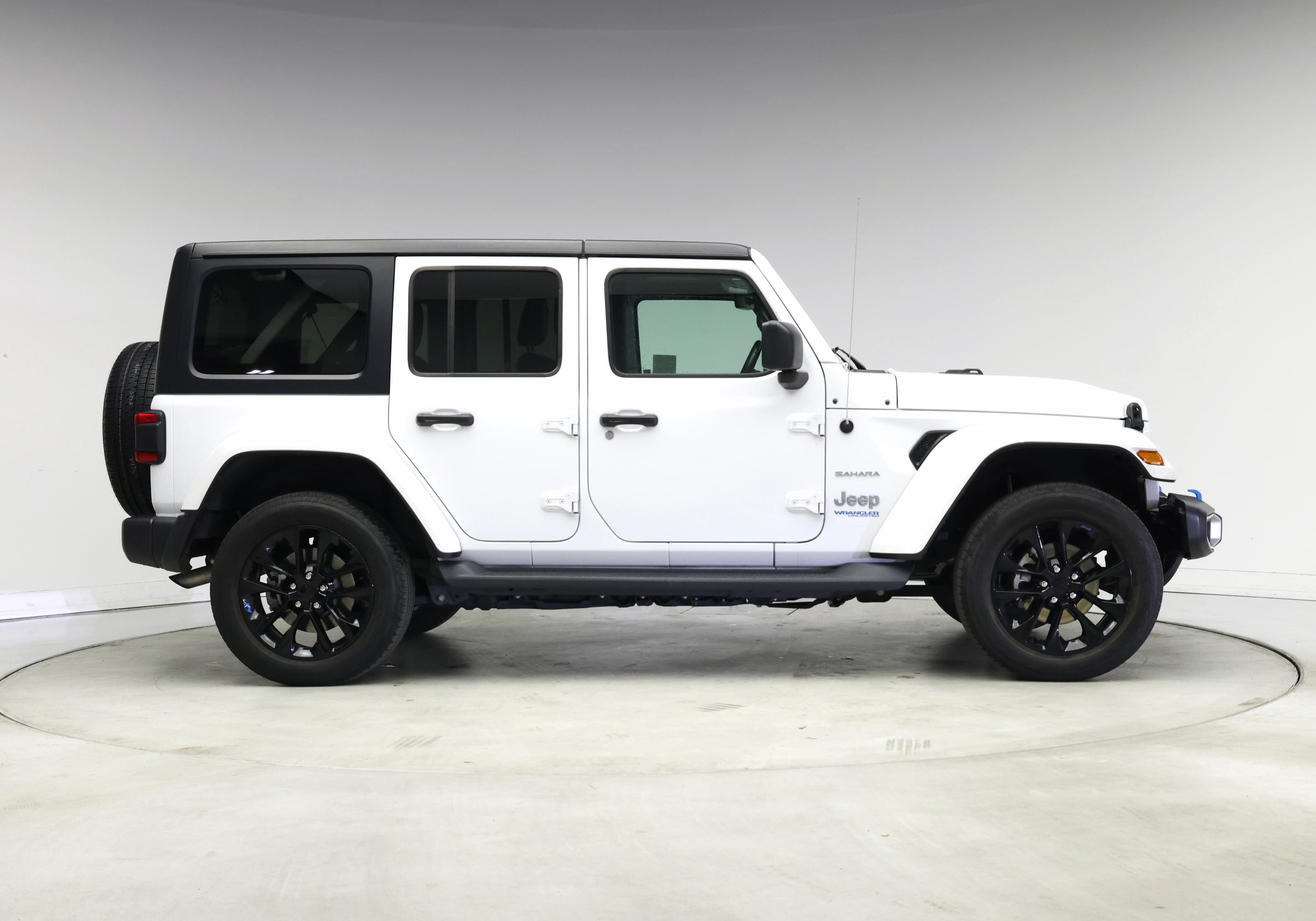 Thumbnail: 2022 Jeep Wrangler - 7