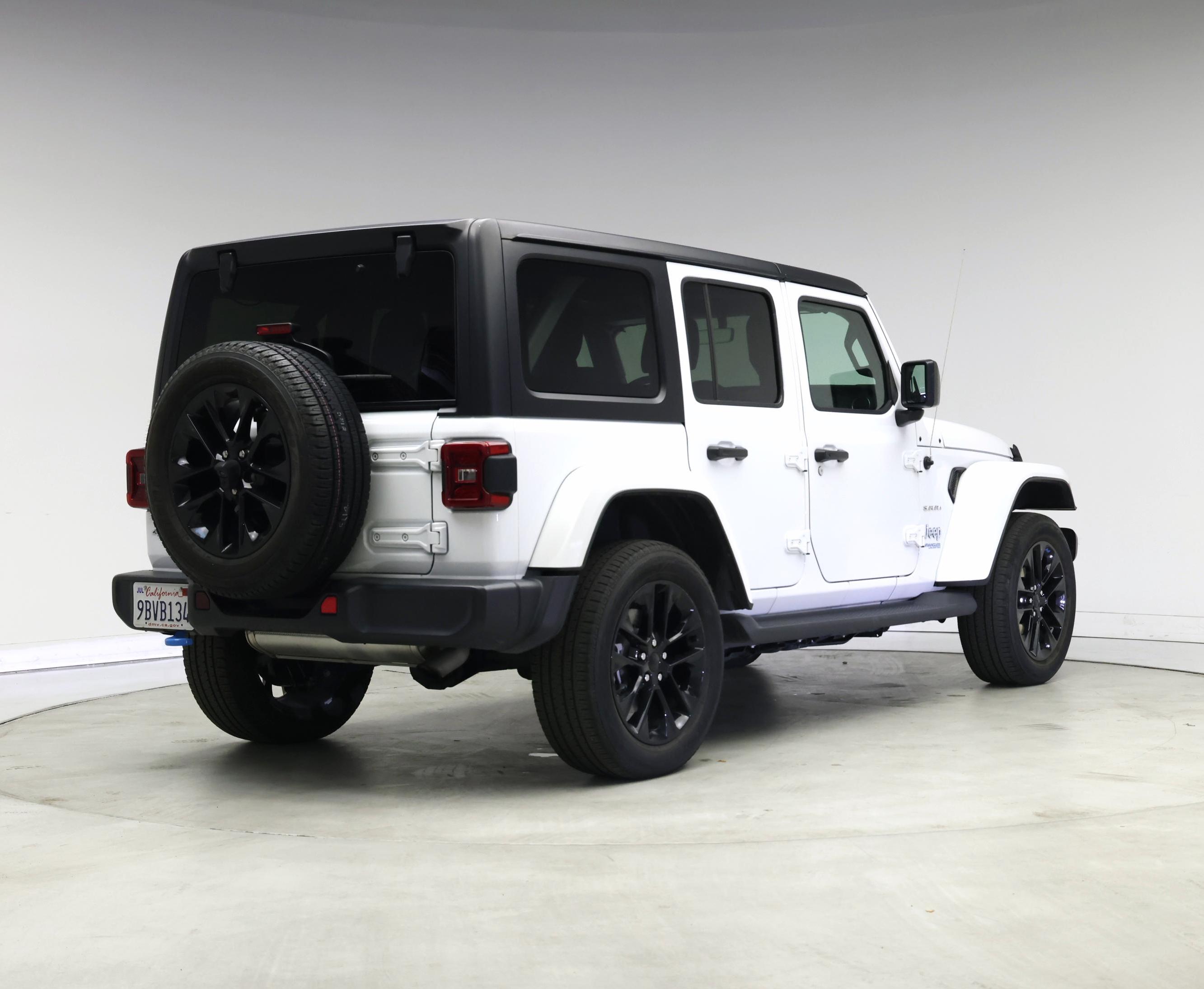 Thumbnail: 2022 Jeep Wrangler - 8