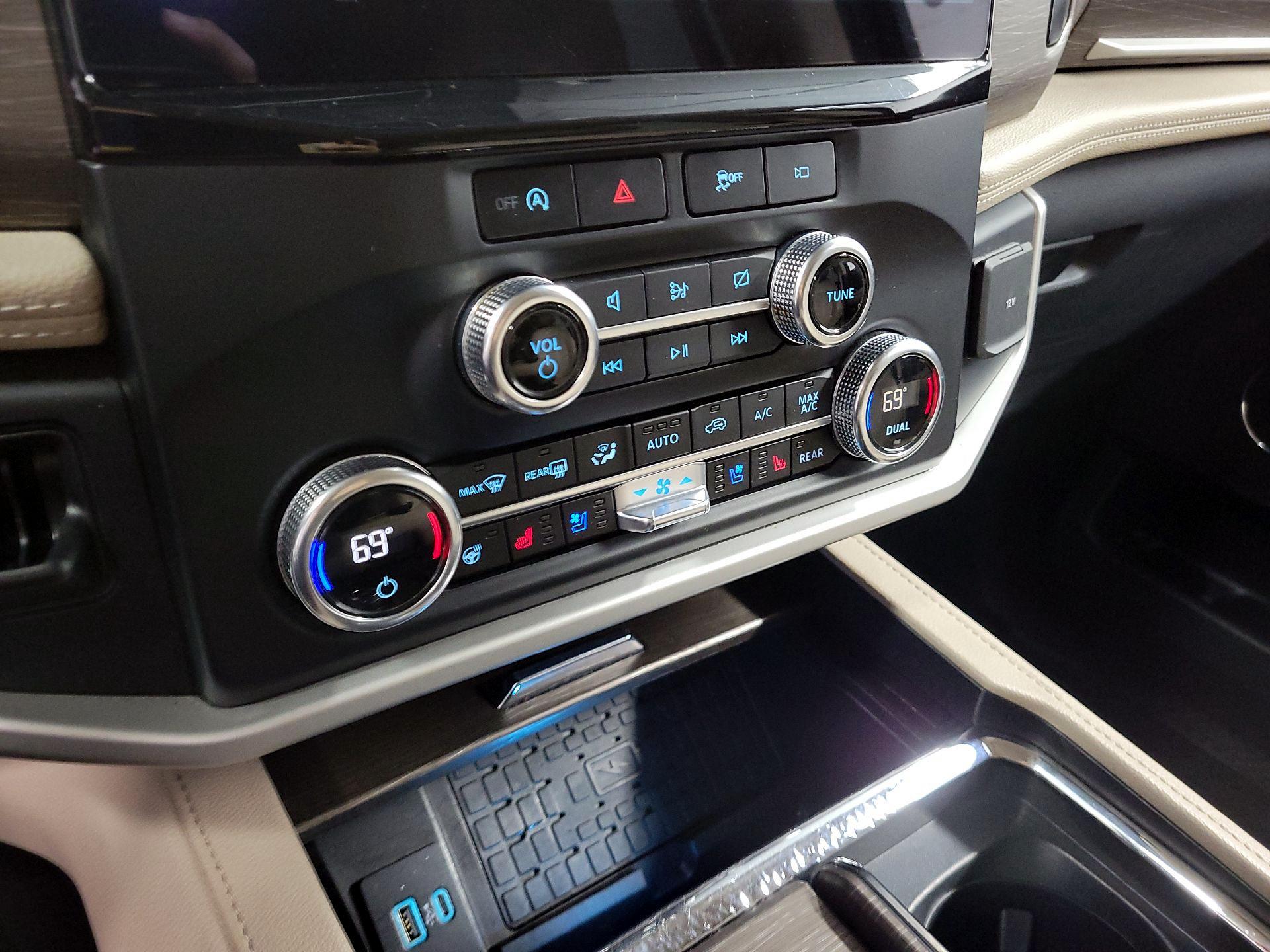 Thumbnail: 2024 Ford Expedition MAX - 13