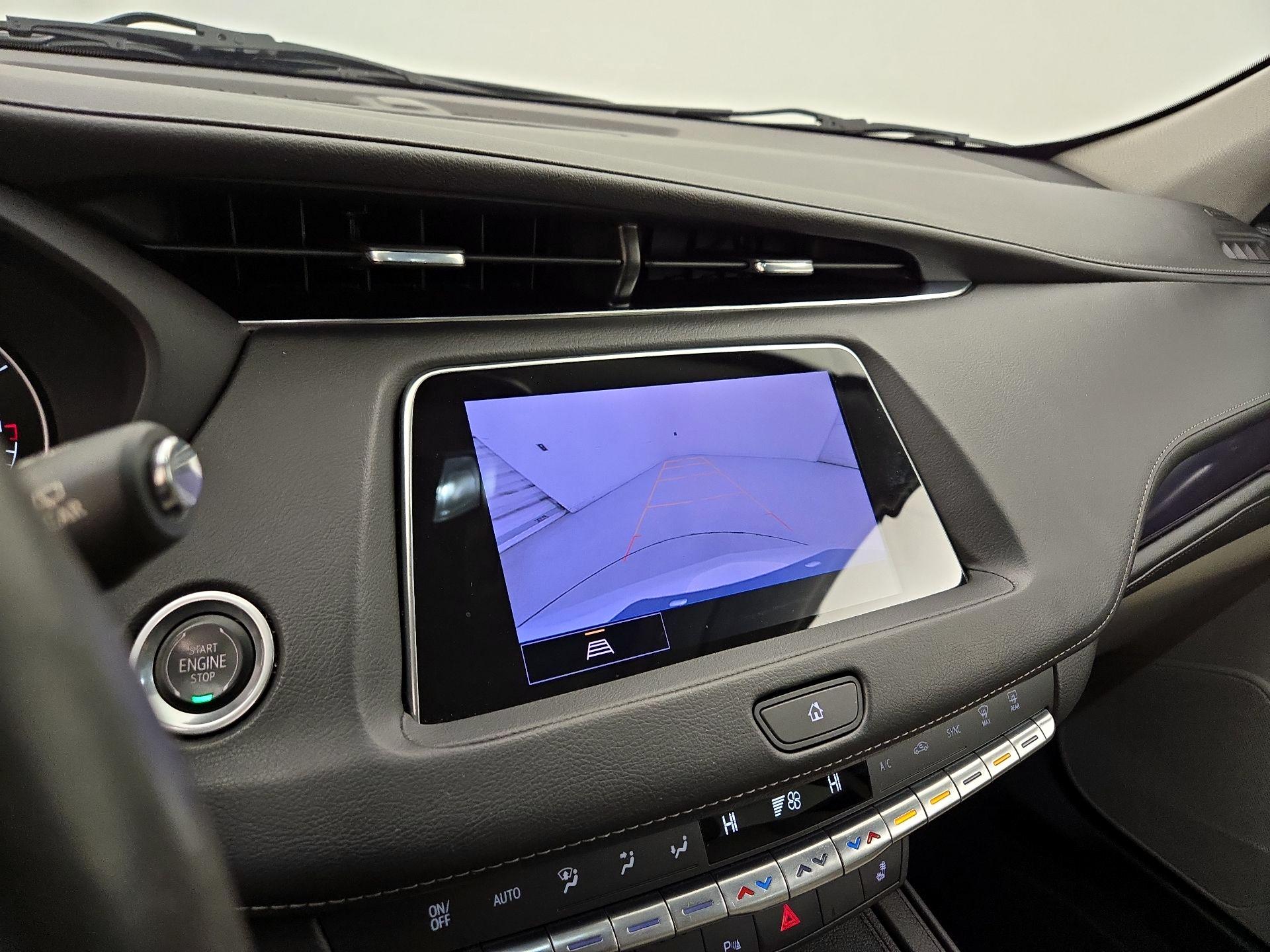 Thumbnail: 2023 Cadillac XT4 - 14