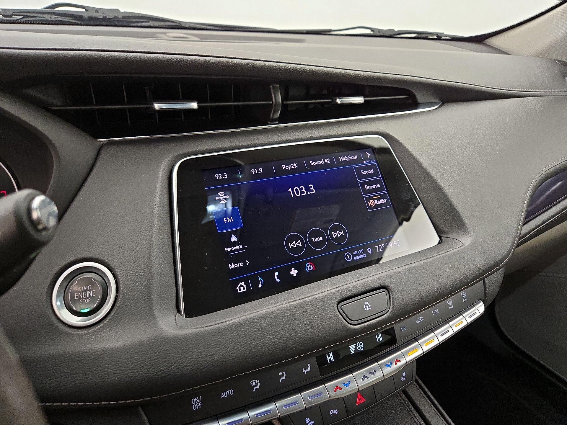 Thumbnail: 2023 Cadillac XT4 - 15